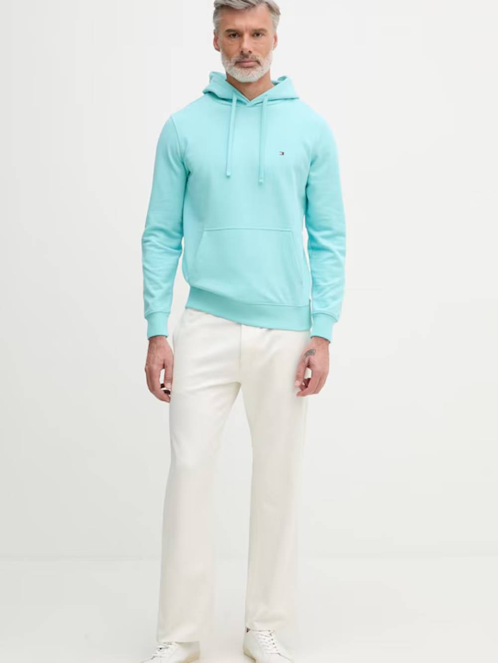 detail Tommy Hilfiger pánska tyrkysová mikina