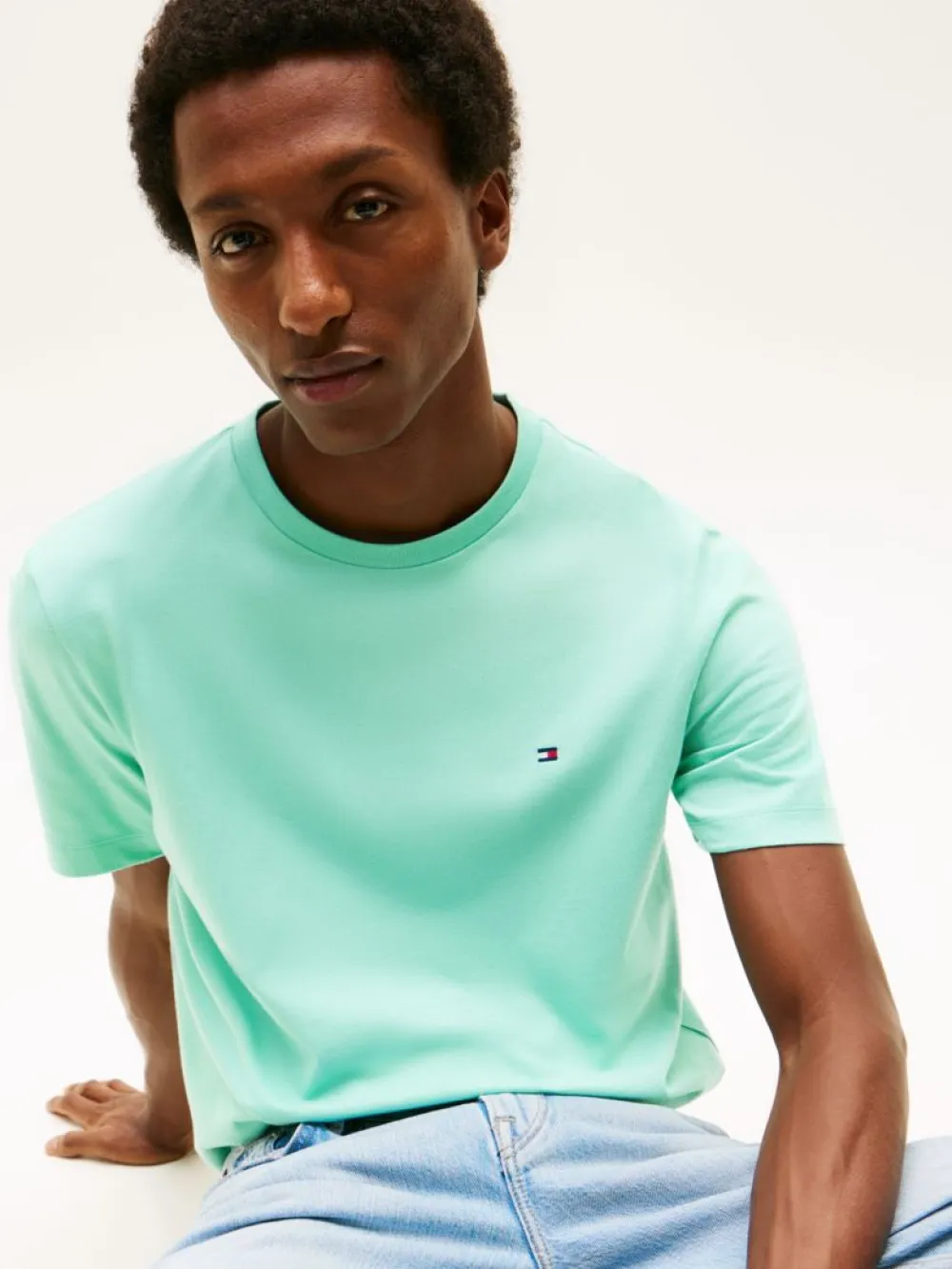 detail Tommy Hilfiger pánske svetlo zelené tričko