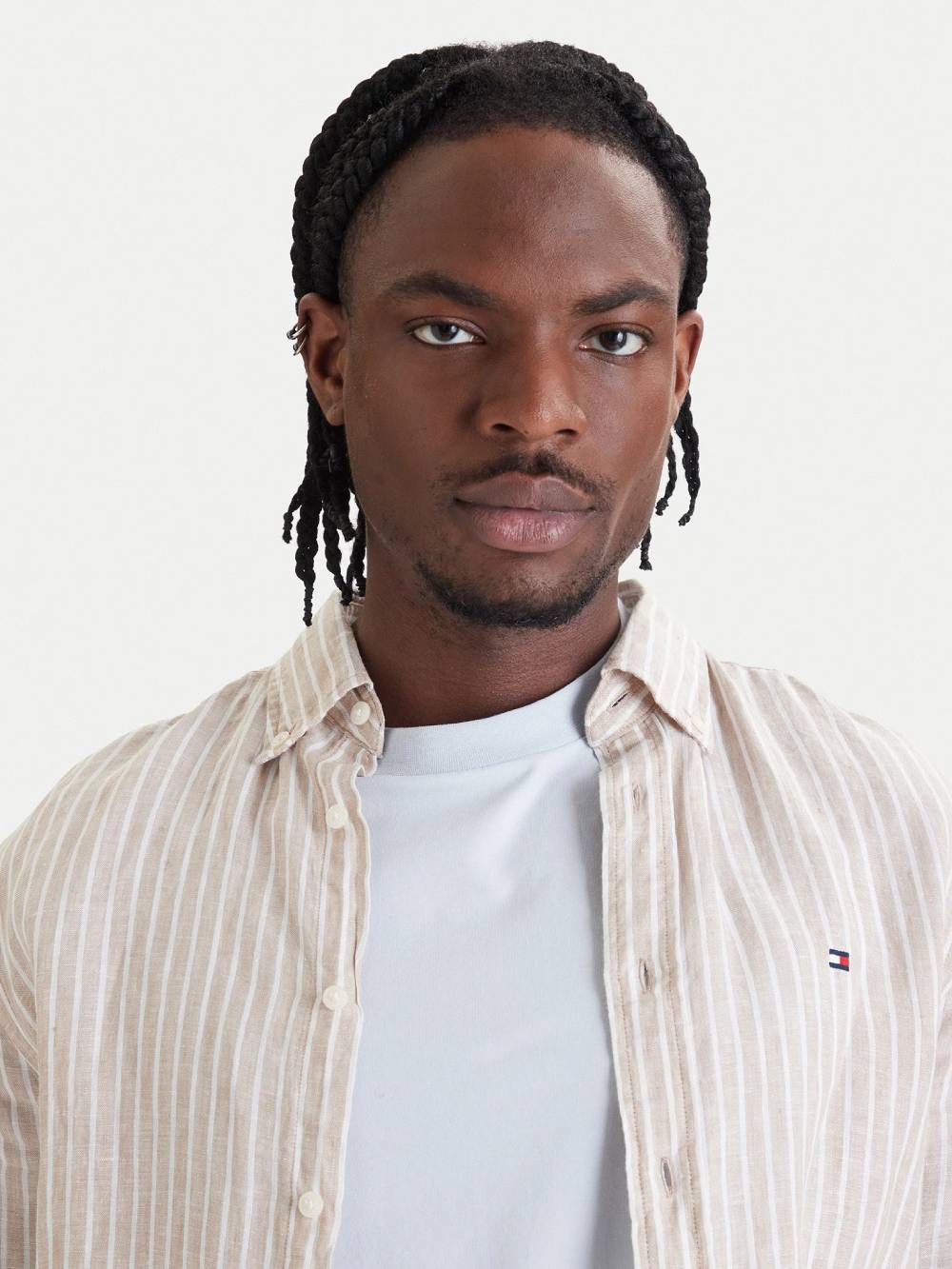 detail Tommy Hilfiger pánska ľanová košeľa