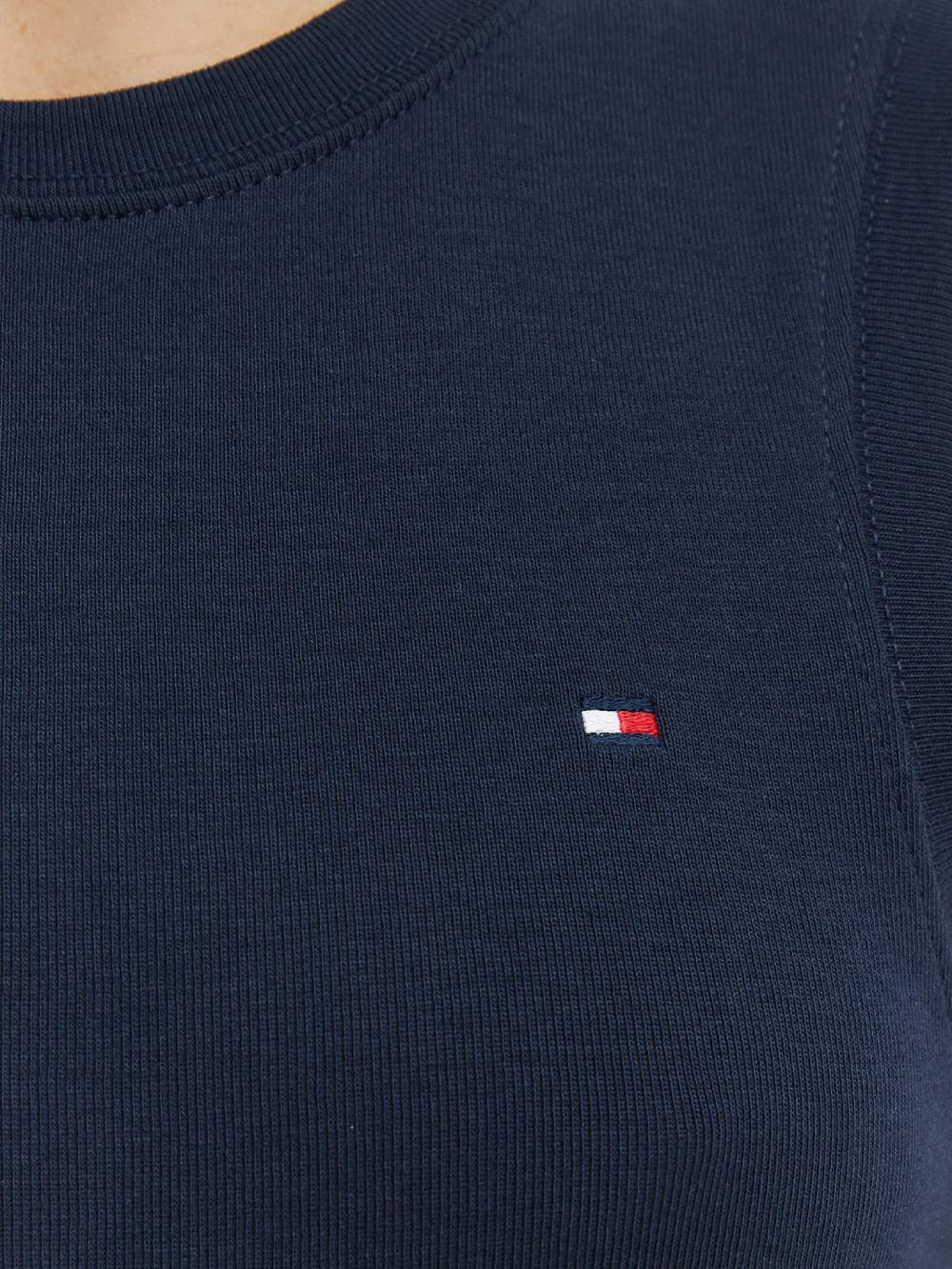 detail Tommy Hilfiger dámske modré tielko