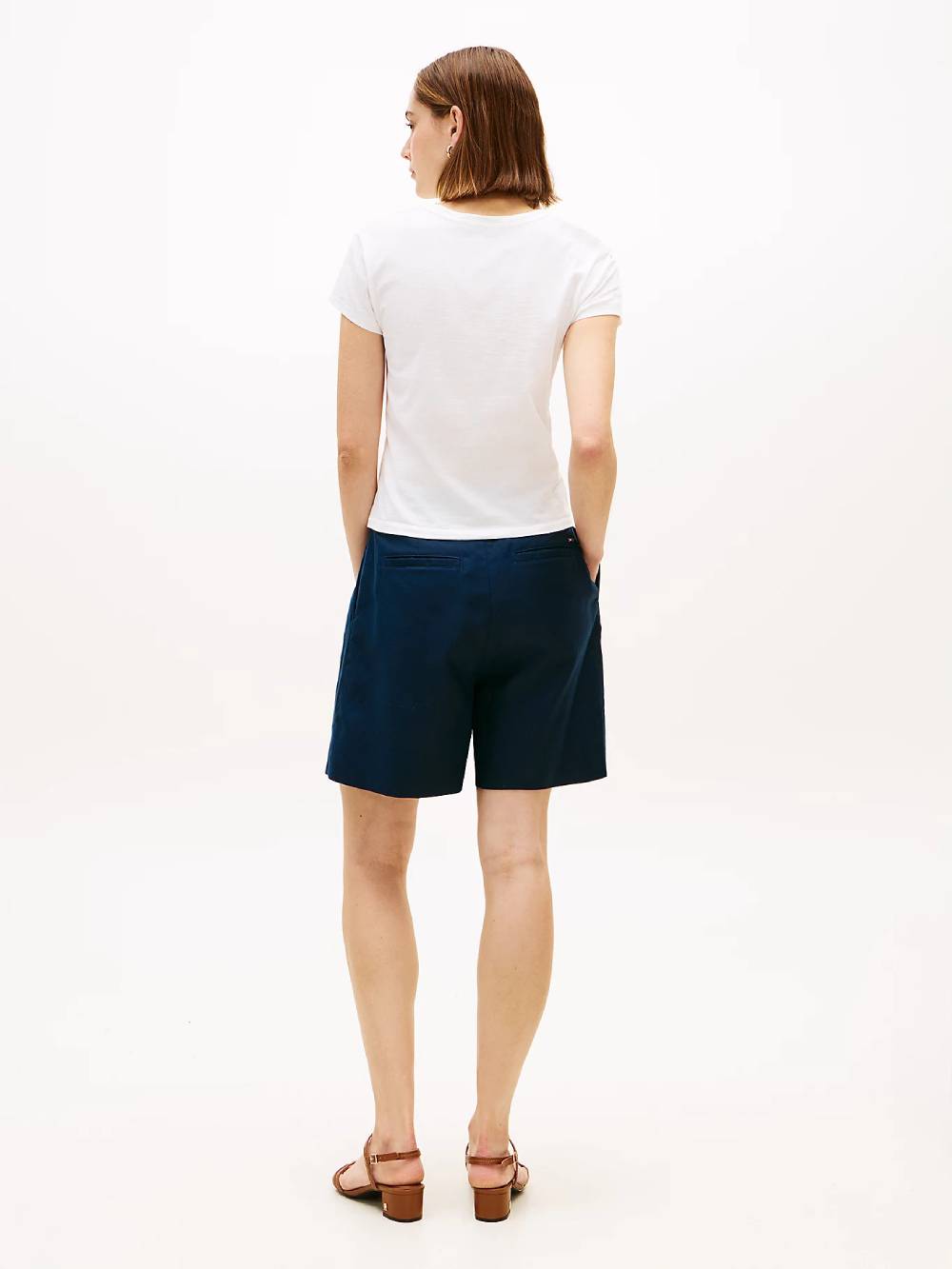detail Tommy Hilfiger dámske biele tričko