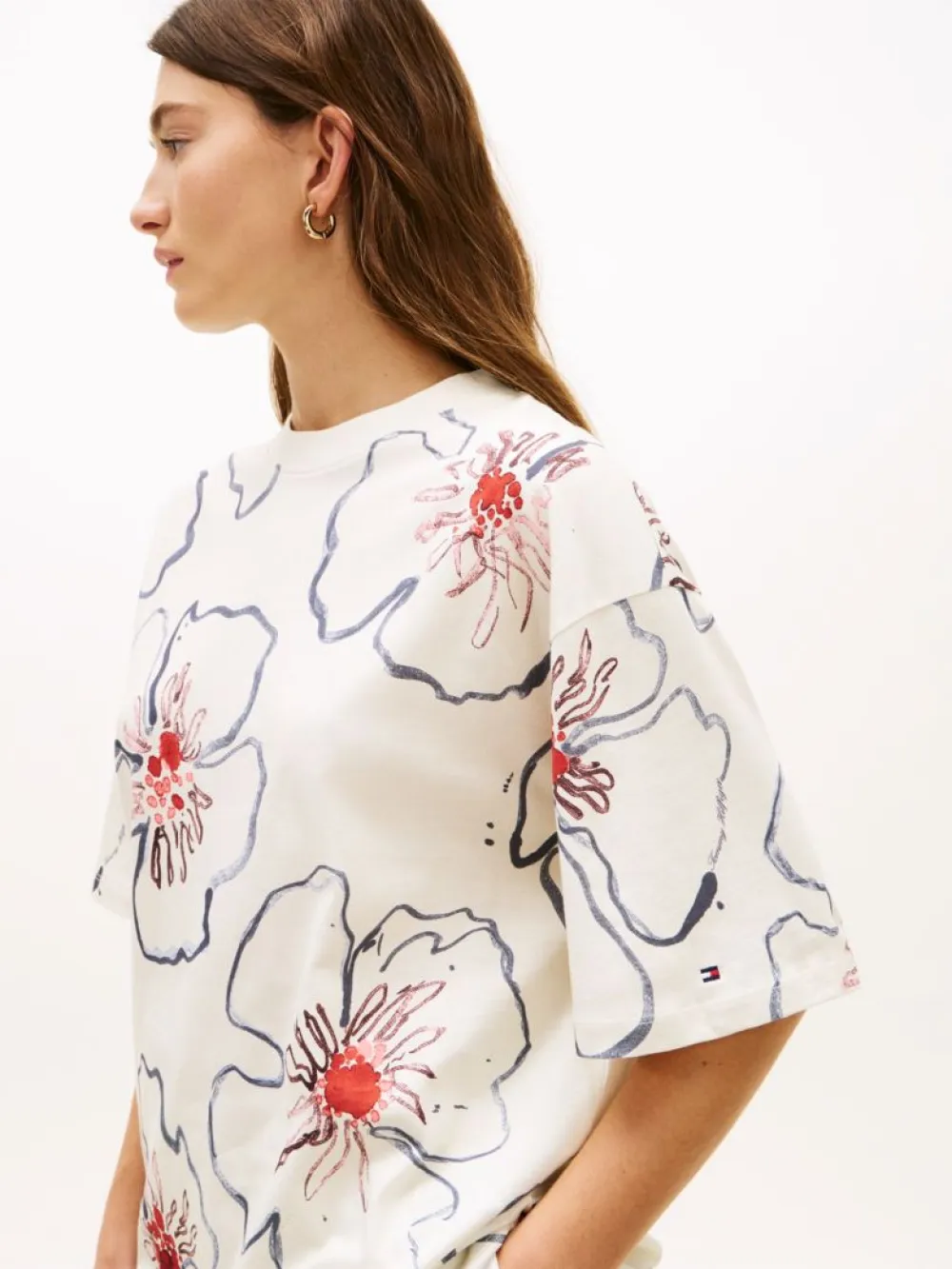 detail Tommy Hilfiger dámske kvetované tričko