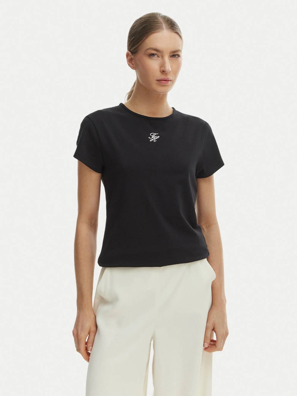 detail Tommy Hilfiger dámske čierne tričko
