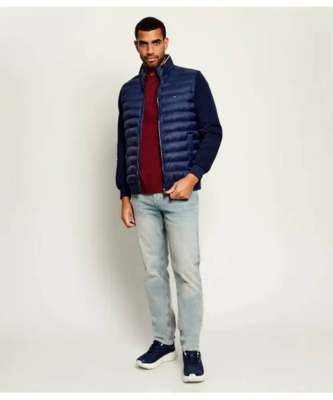 detail Tommy Hilfiger pánska modrá bunda