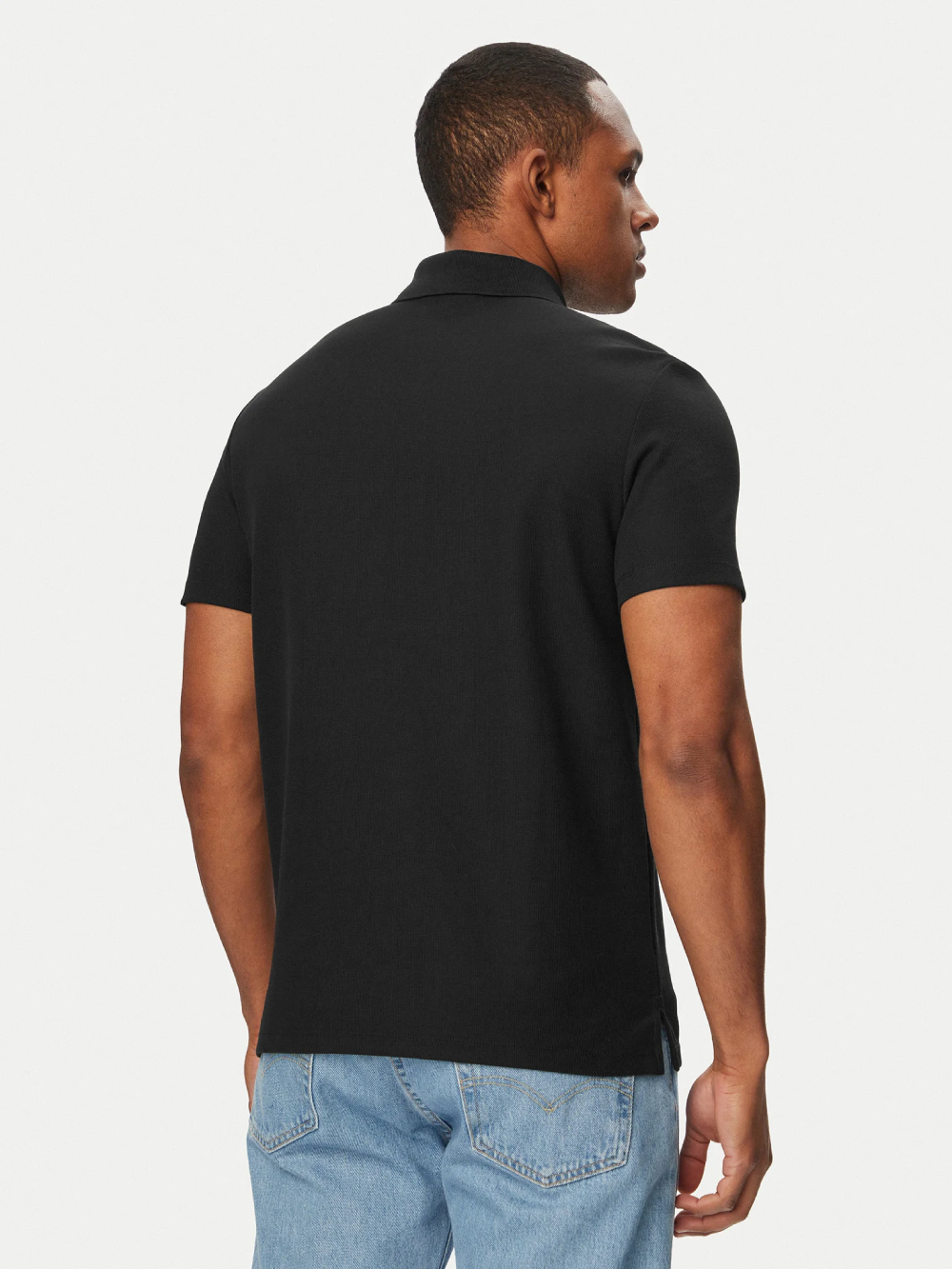detail Calvin Klein pánske čierne polo tričko