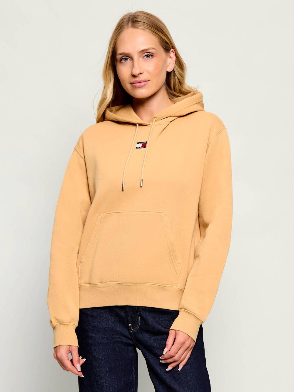 detail Tommy Jeans dámska béžová mikina