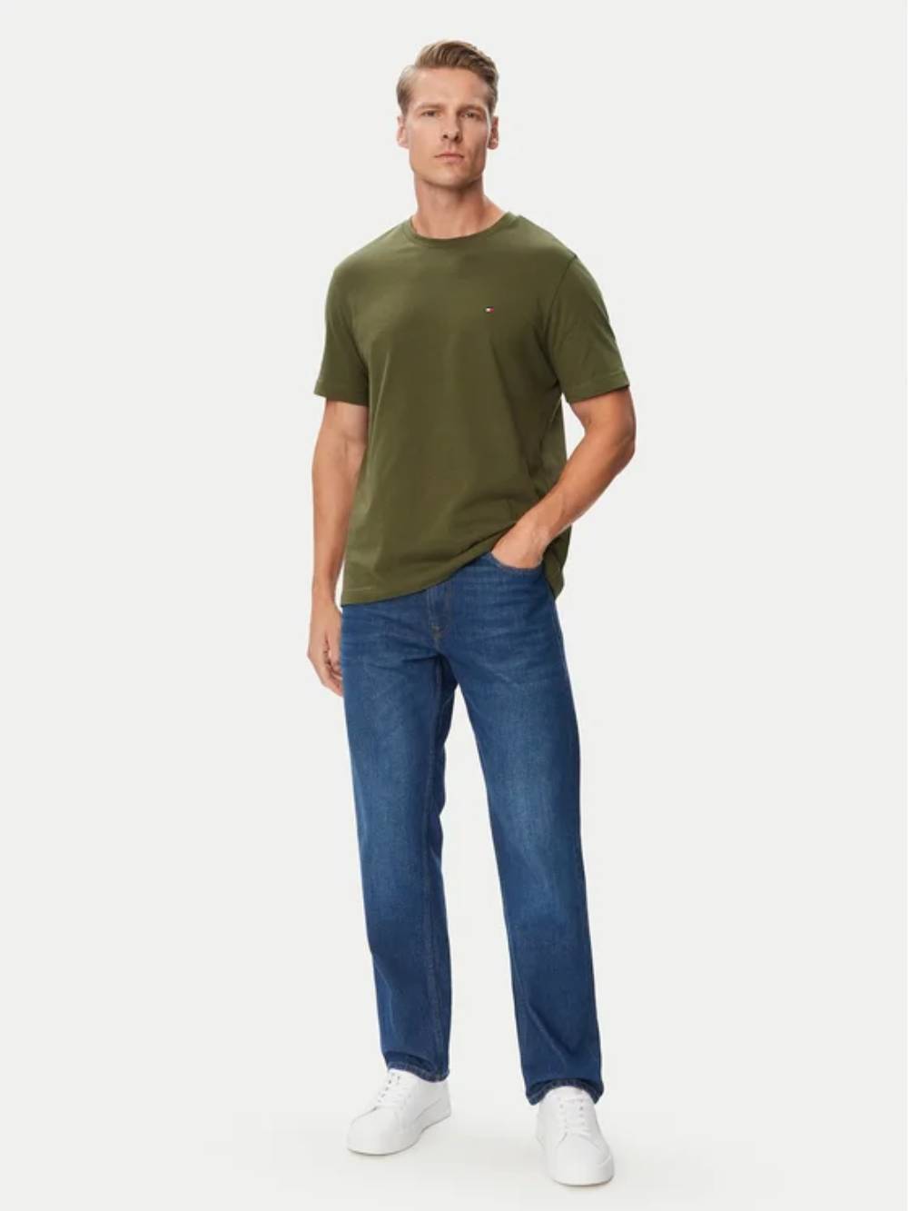 detail Tommy Hilfiger pánske khaki tričko