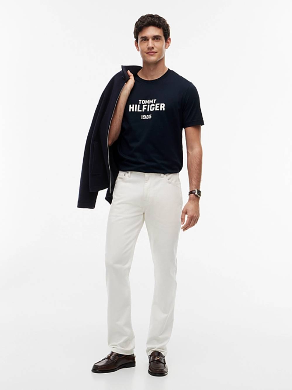 detail Tommy Hilfiger pánske tmavo modré tričko s potlačou