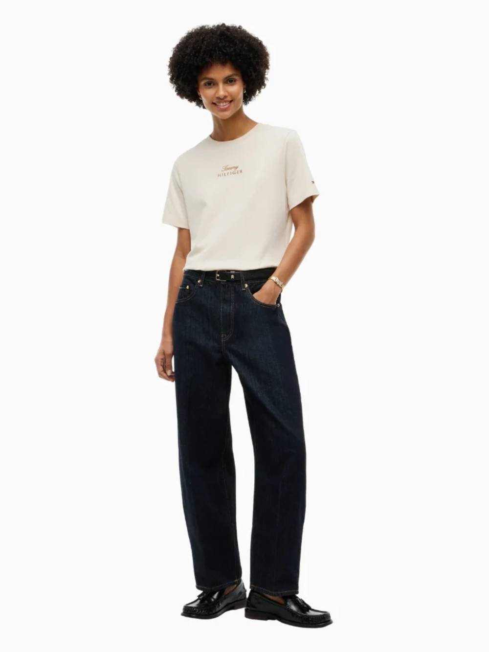 detail Tommy Hilfiger dámske krémové tričko