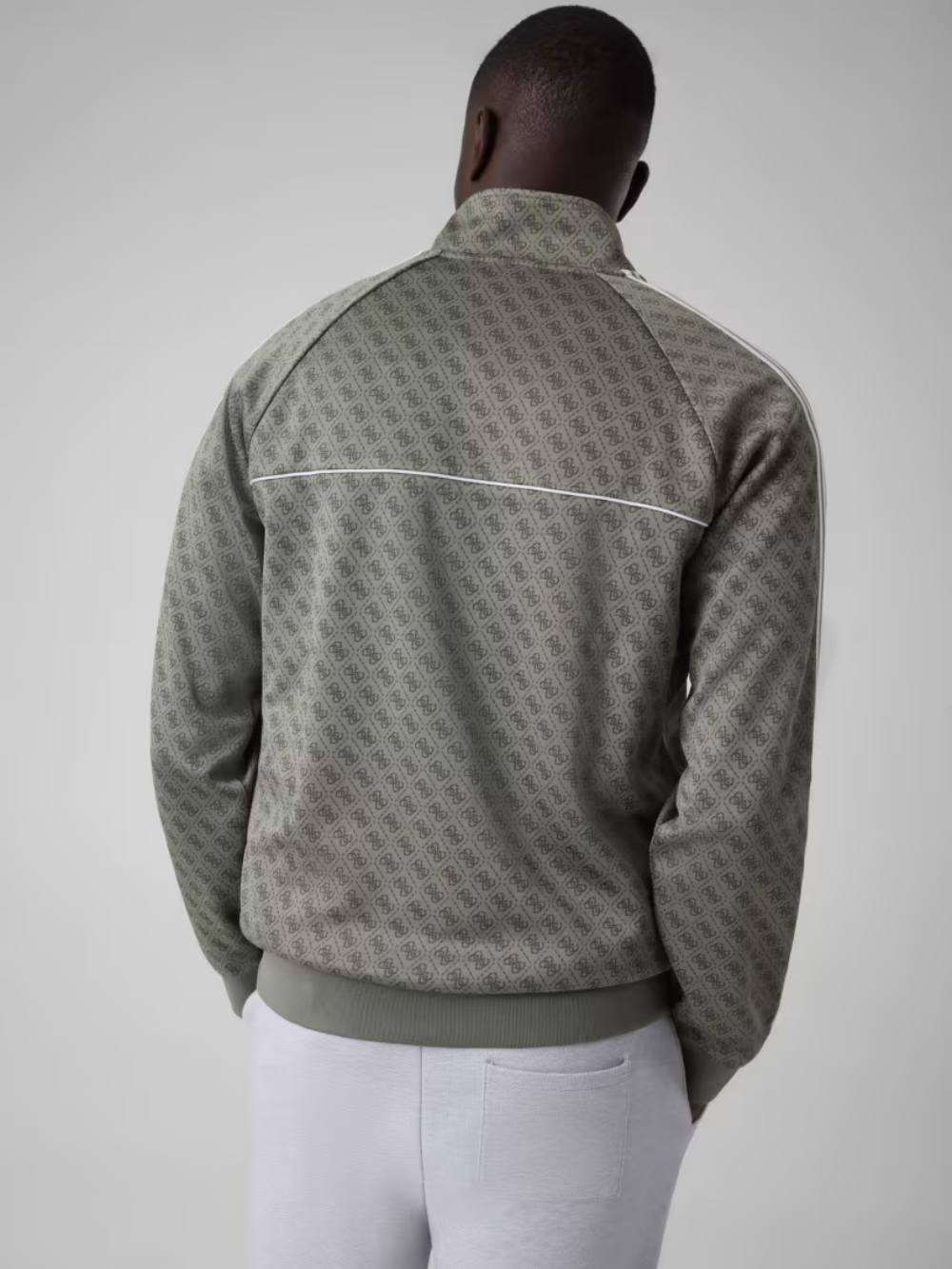 detail Guess pánska khaki mikina