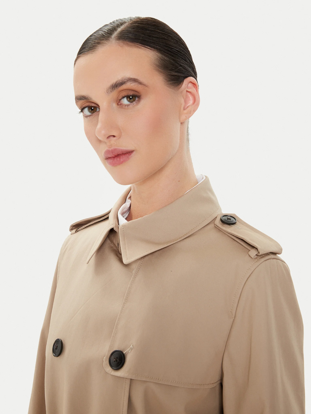 detail Tommy Hilfiger dámsky béžový kabát