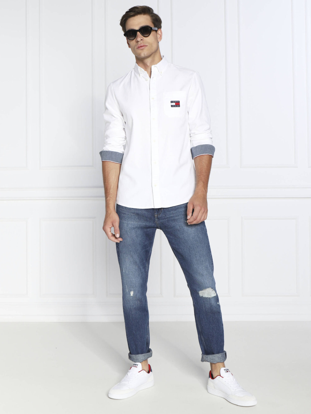 detail Tommy Jeans pánske modré džínsy