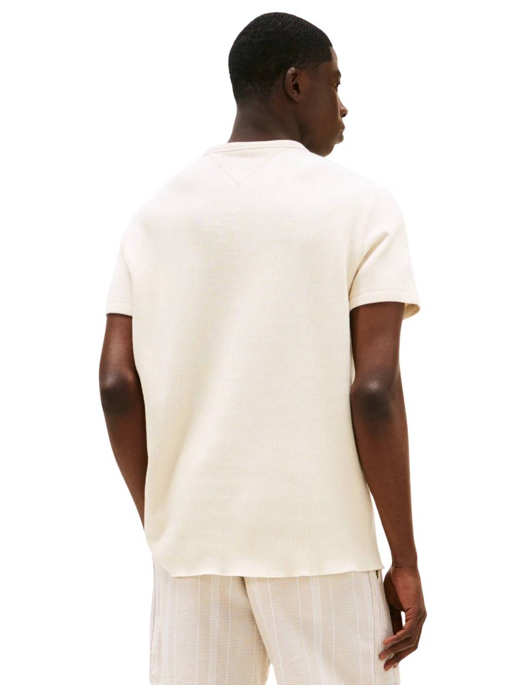 detail TJM SLIM WAFFLE SCRIPT TEE
