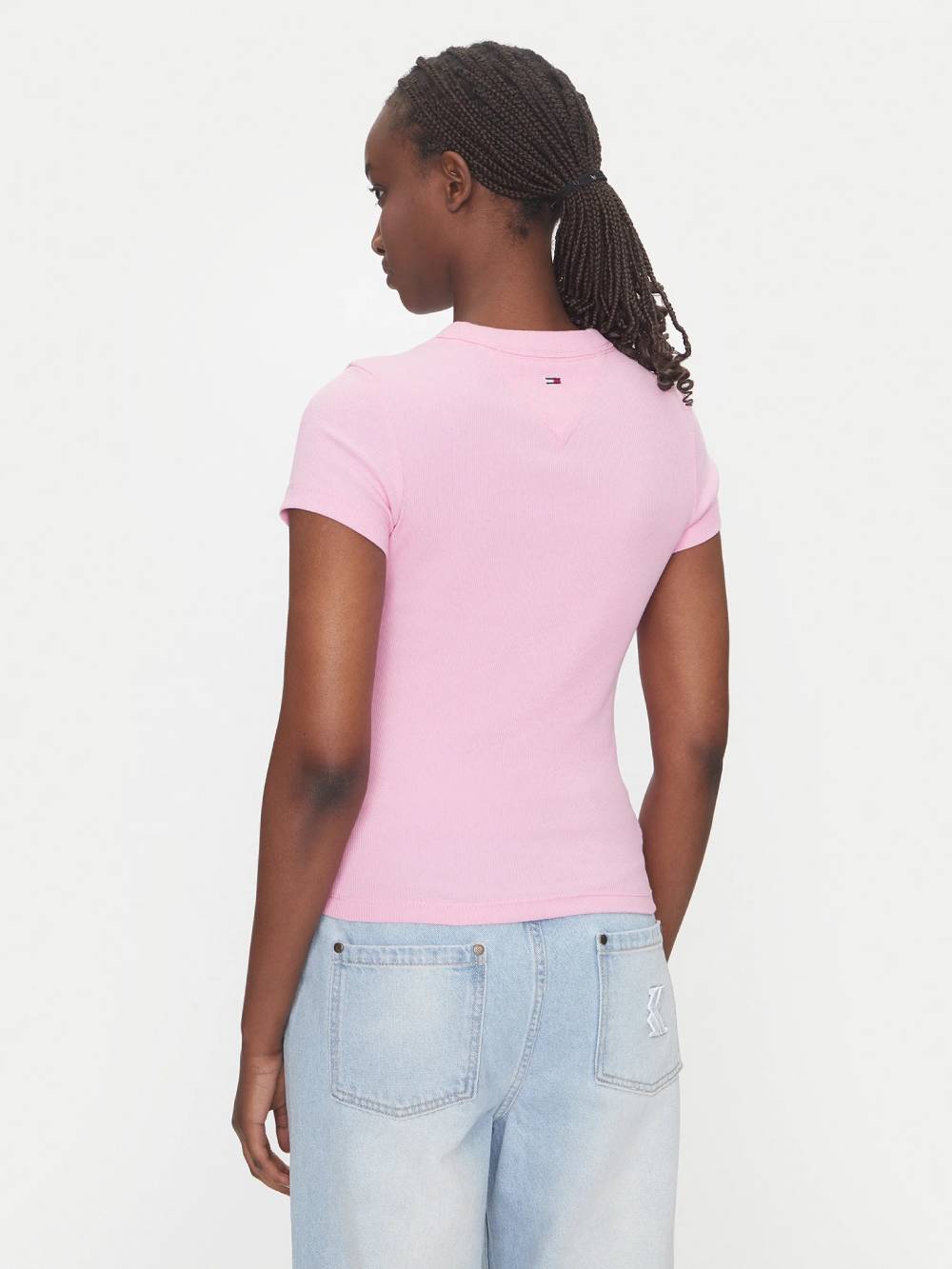 detail TJW SLIM SCRIPT LABEL SS TEE E
