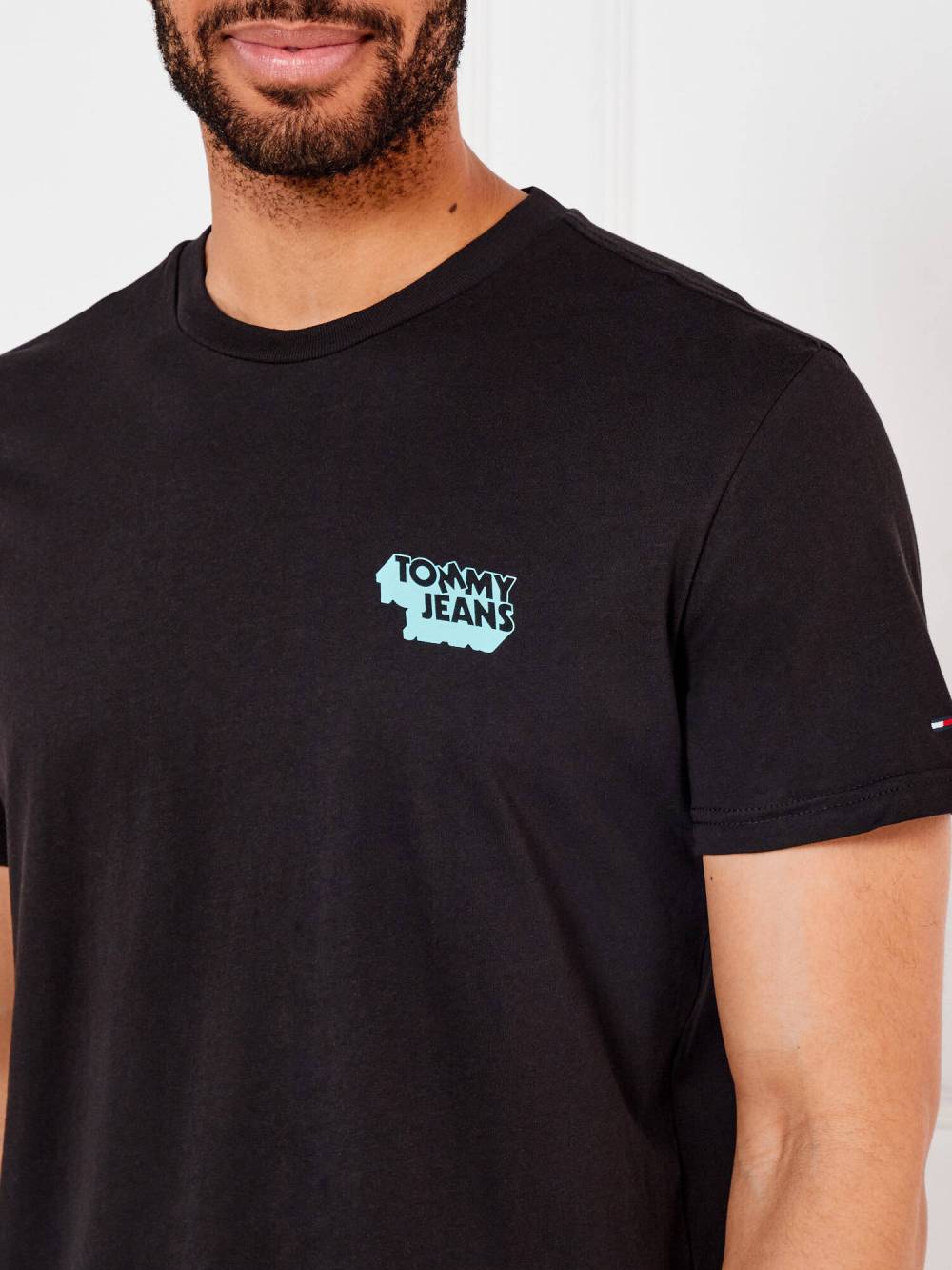 detail TJM SLIM STACK LOGO TEE EXT