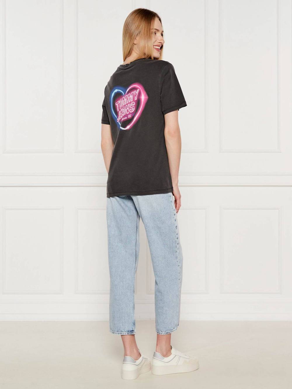 detail TJW RLX NEON SS TEE EXT