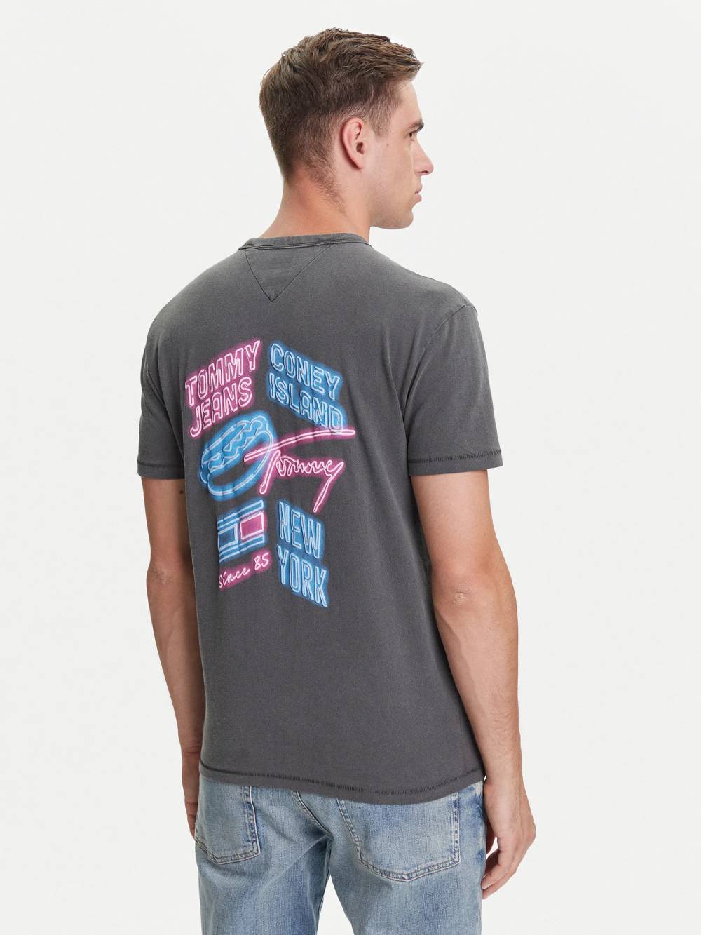 detail TJM REG NOVELTY FAIR TEE EXT