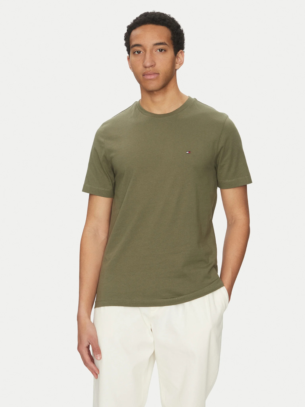 detail Tommy Hilfiger pánske khaki tričko