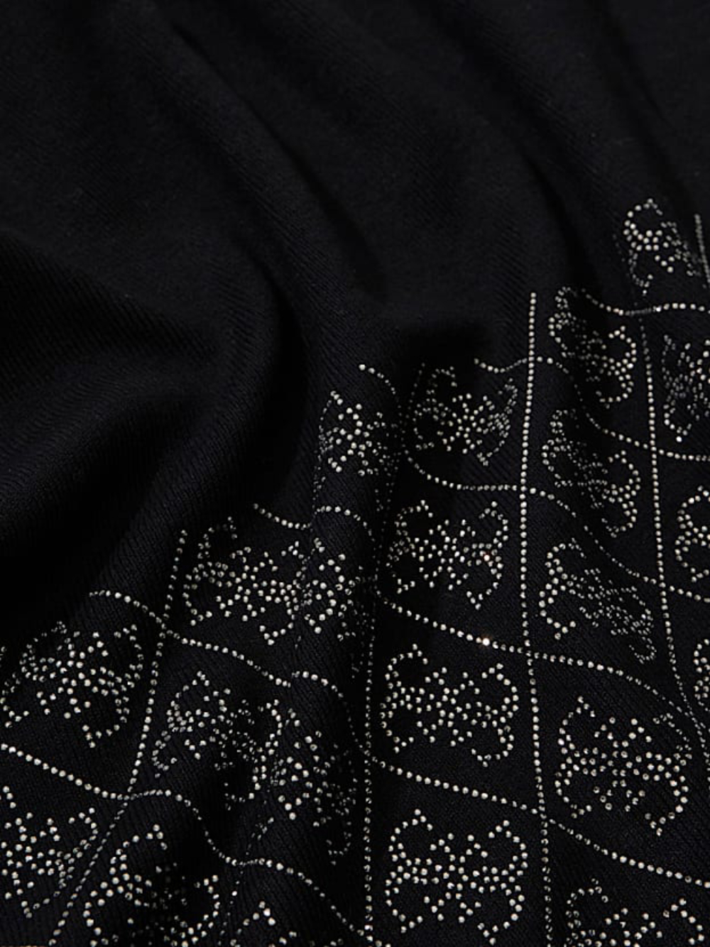 detail Guess dámsky čierna šál