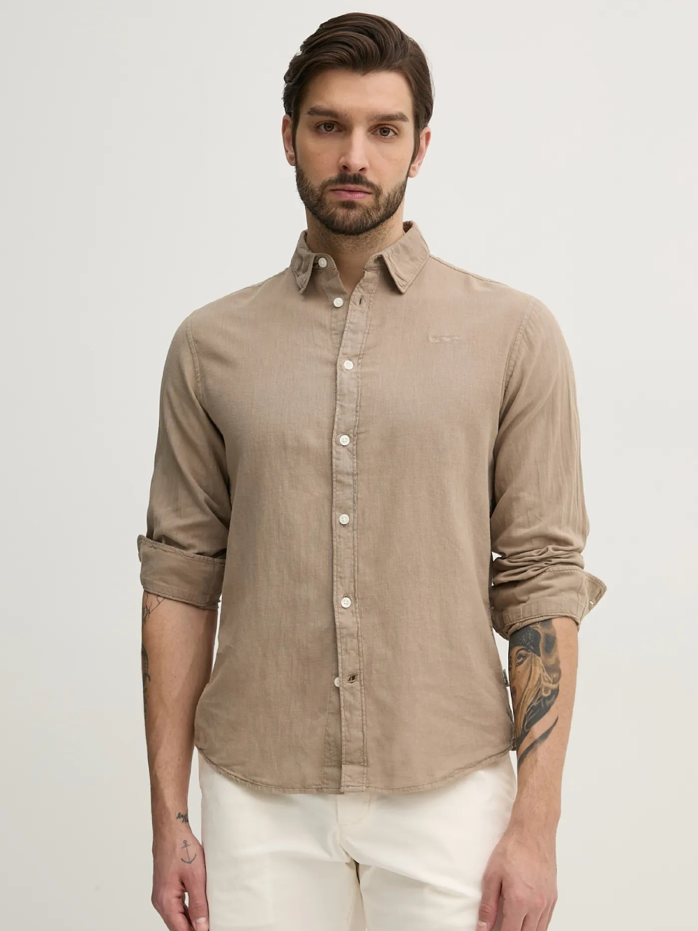 detail Pepe Jeans pánska béžová košeľa Arnau