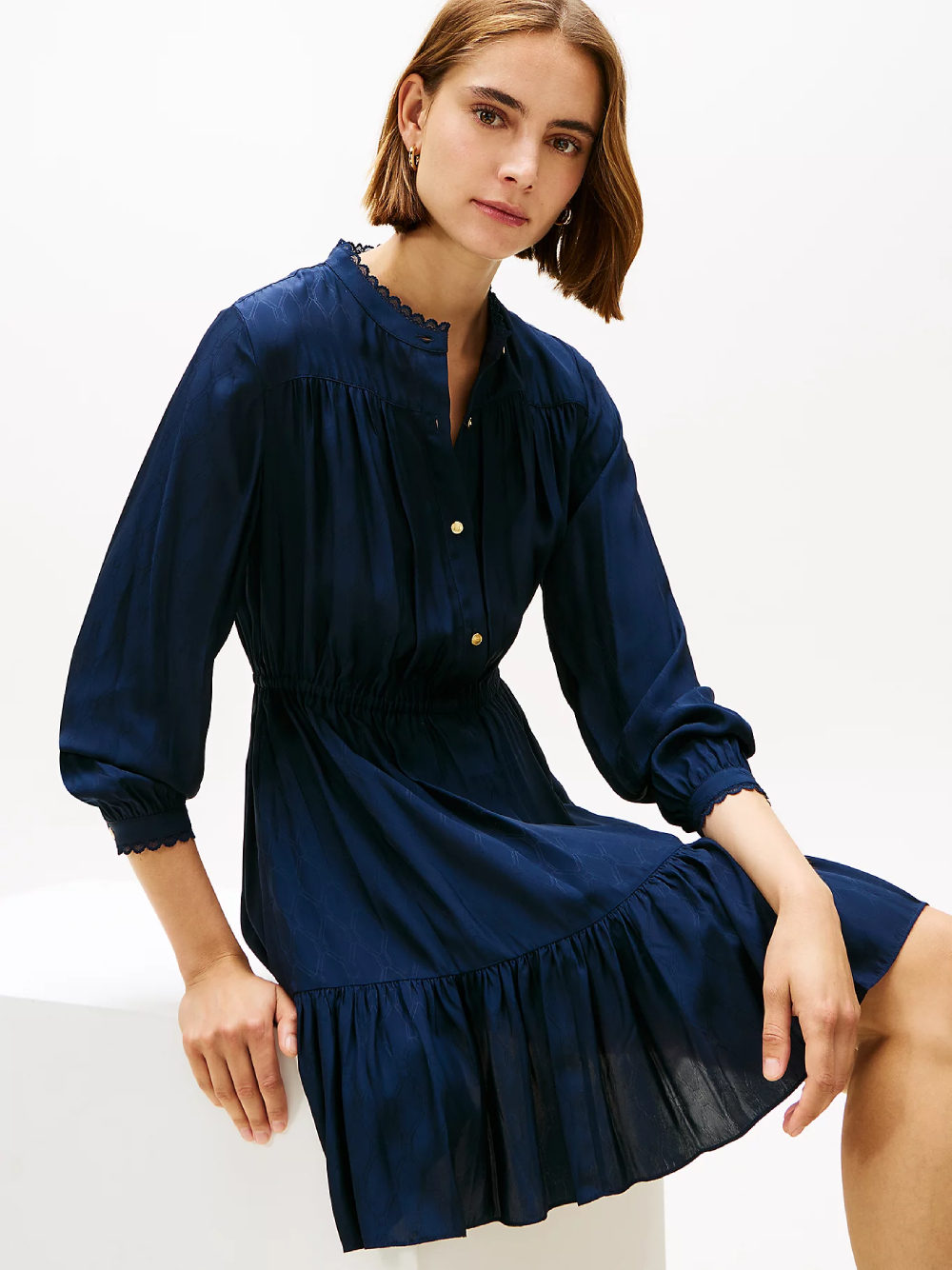 detail Tommy Hilfiger dámske tmavo modré šaty