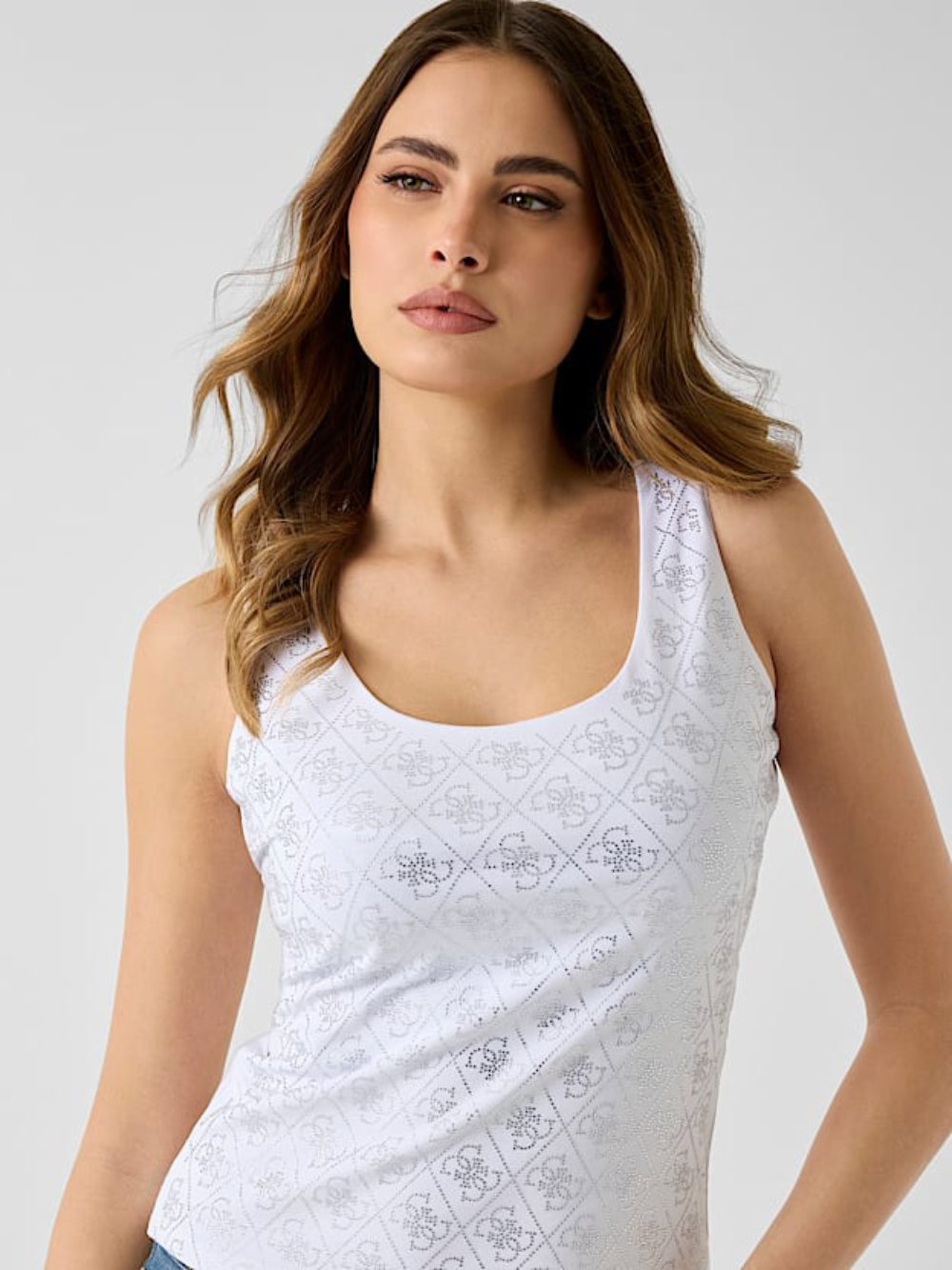detail Guess dámske biele tielko