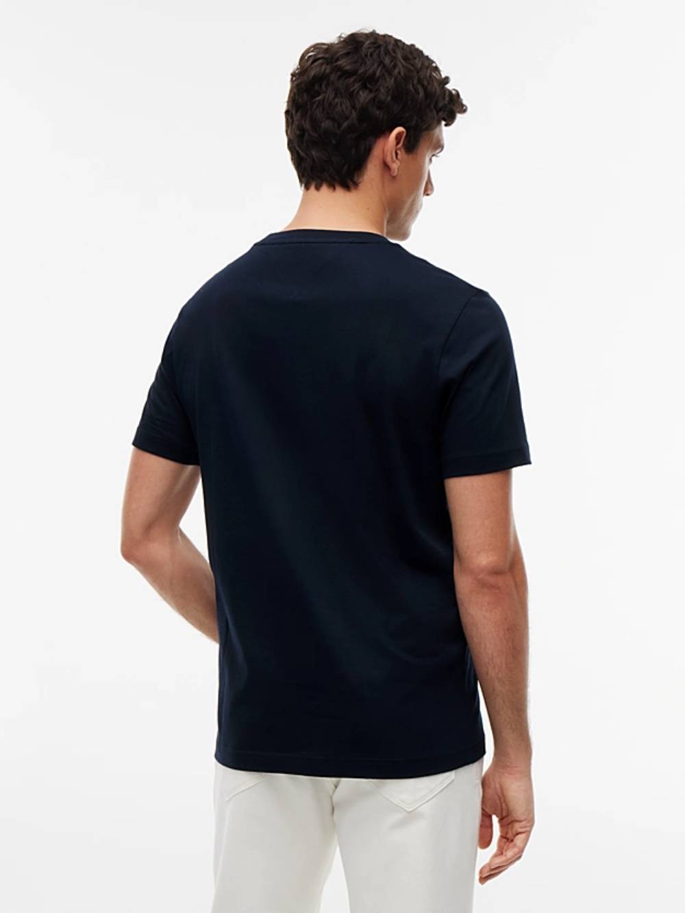 detail Tommy Hilfiger pánske tmavo modré tričko s potlačou