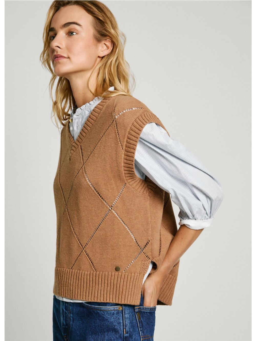 detail Pepe Jeans dámska vesta IDRIS