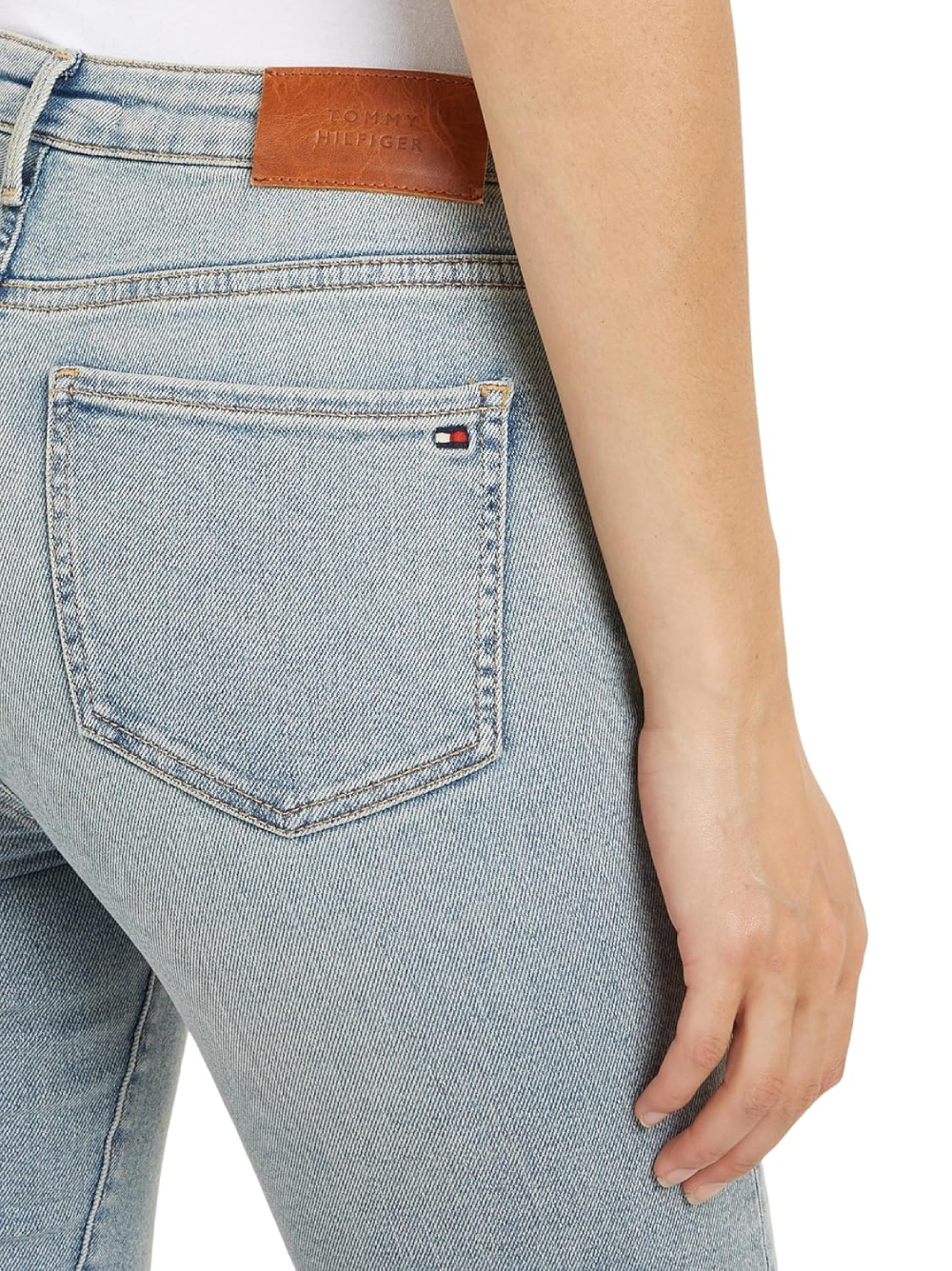 detail Tommy Hilfiger dámske modré džínsy