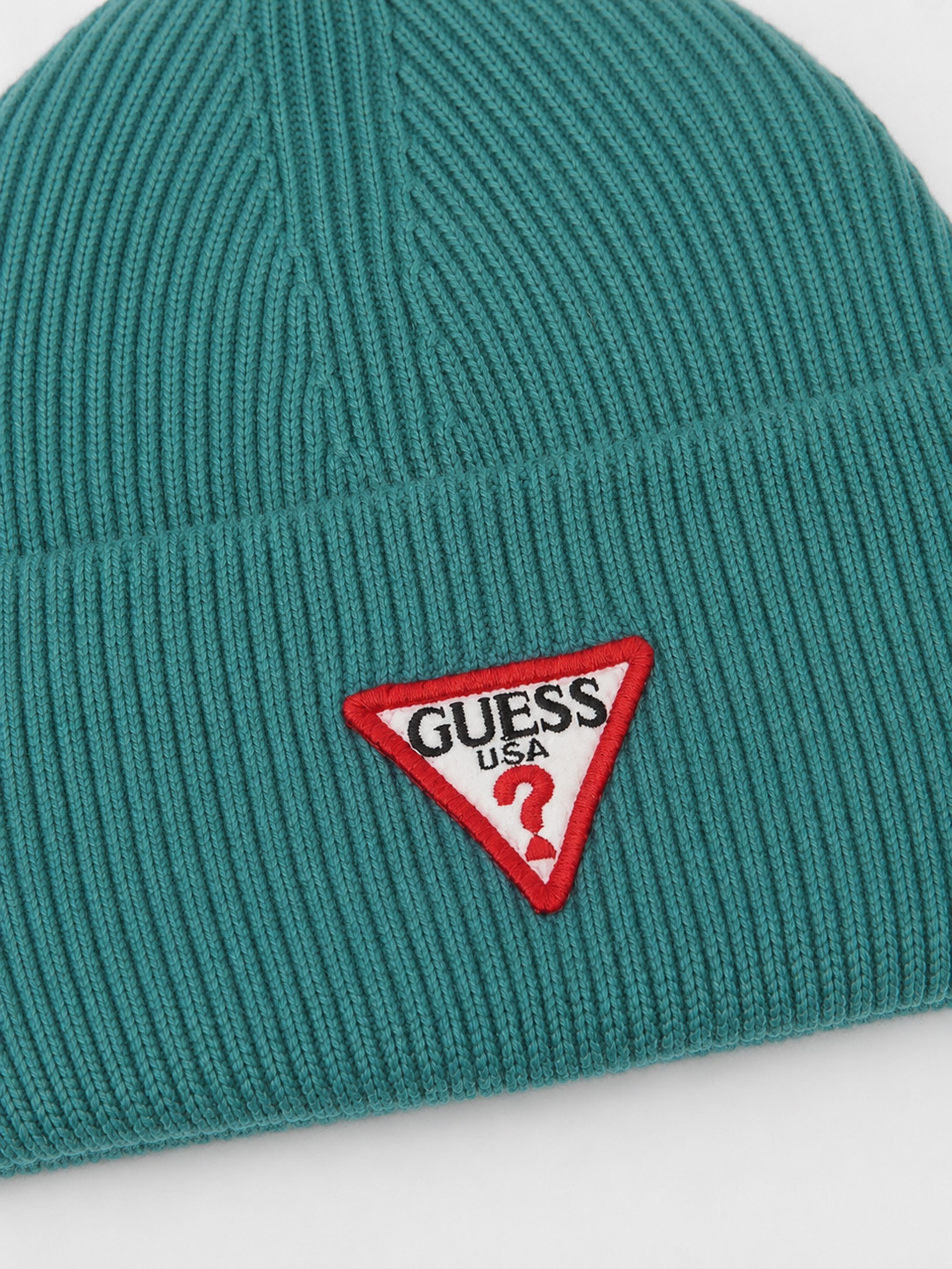 detail Guess unisex tyrkysová čiapka