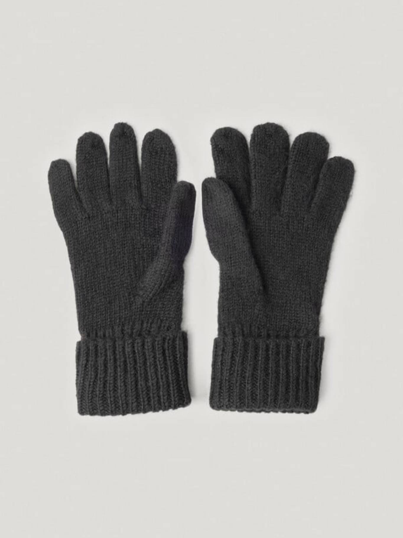 detail Pepe Jeans dámske čierne rukavice