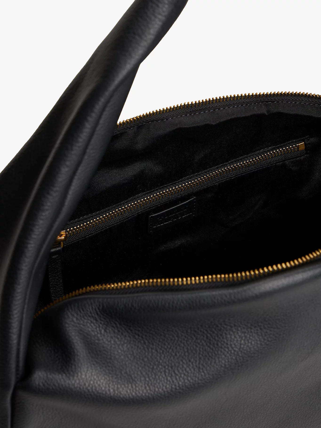 detail Tommy Hilfiger dámska čierna kabelka