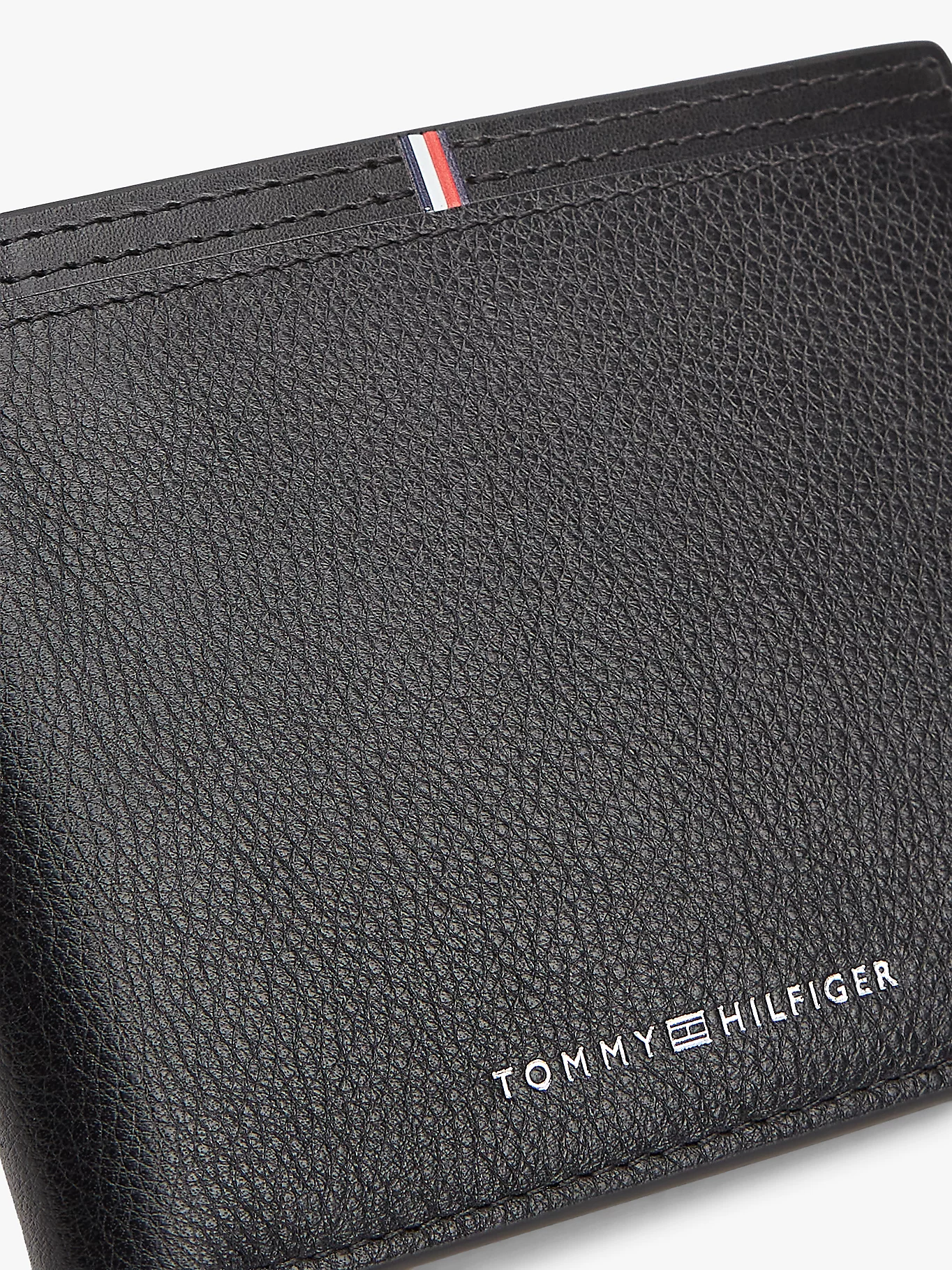 detail Tommy Hilfiger pánska čierna peňaženka