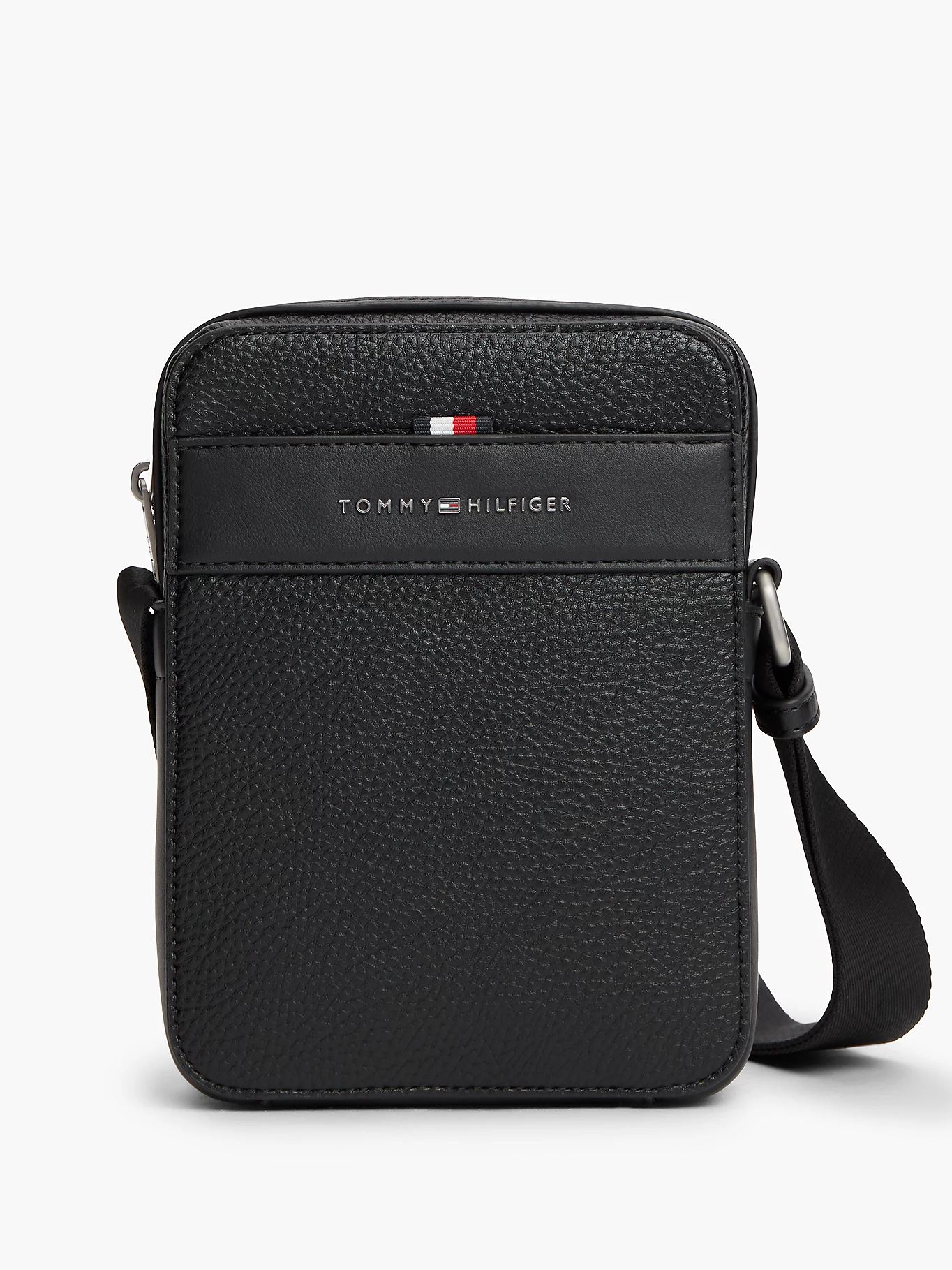 detail Tommy Hilfiger pánska čierna taška cez rameno