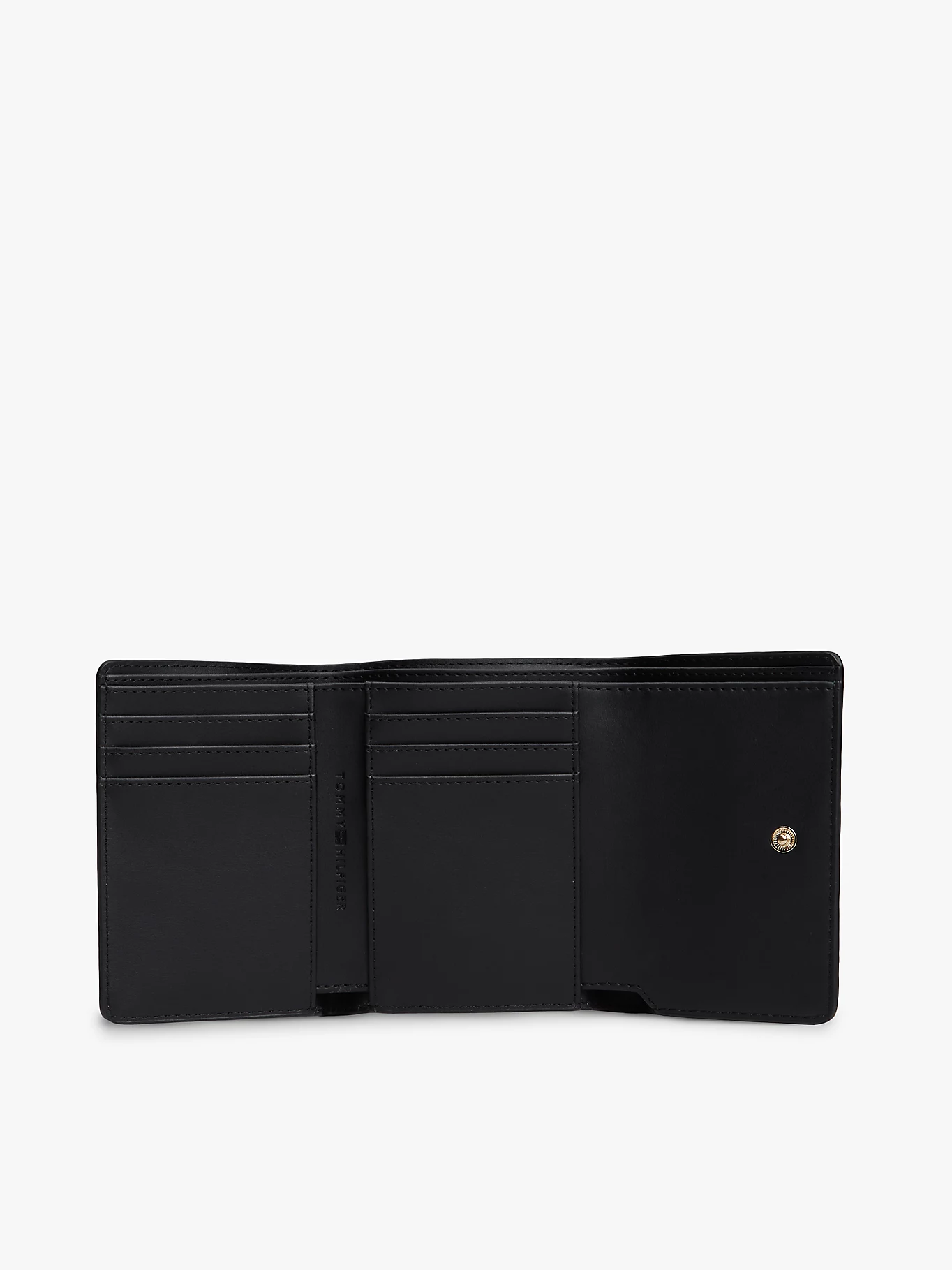 detail Tommy Hilfiger dámska čierna peňaženka