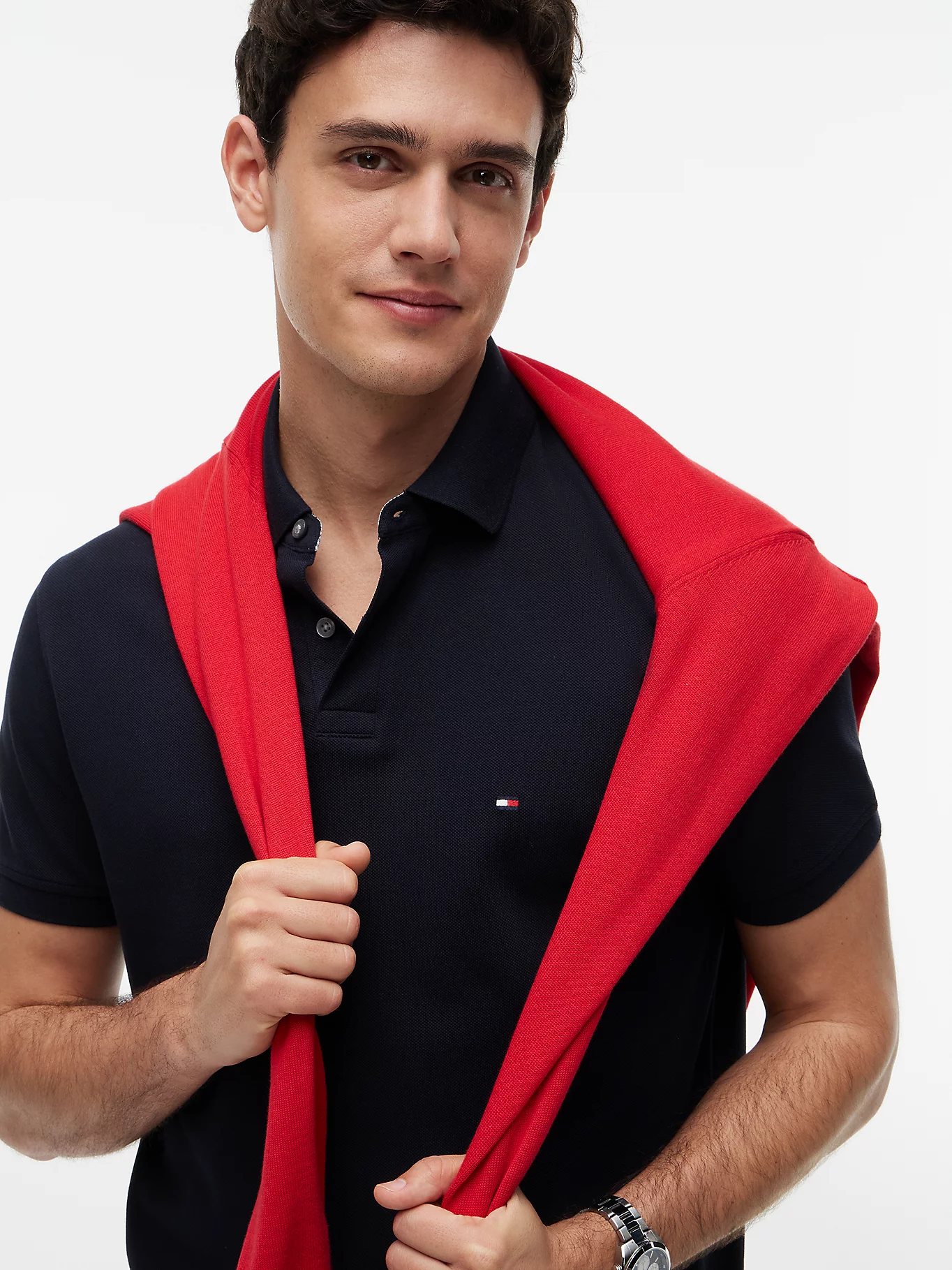 detail Tommy Hilfiger pánske tmavo modré polo tričko