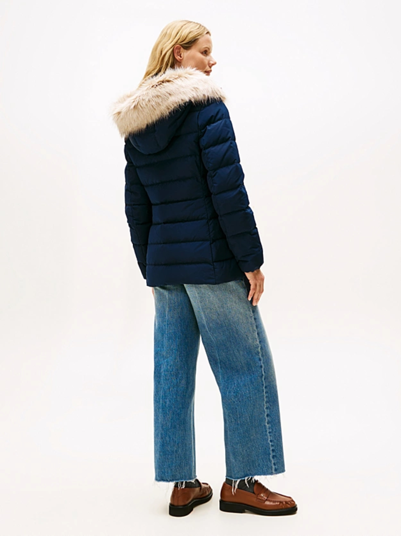 detail MW DOWN SLIM JACKET WITH FUR