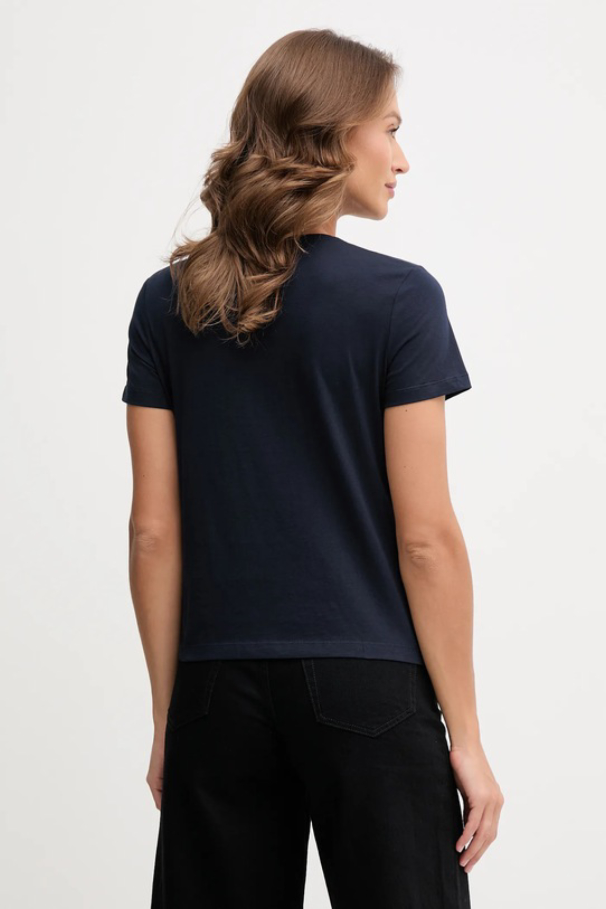 detail CLASSIC SCRIPT REG SS TEE