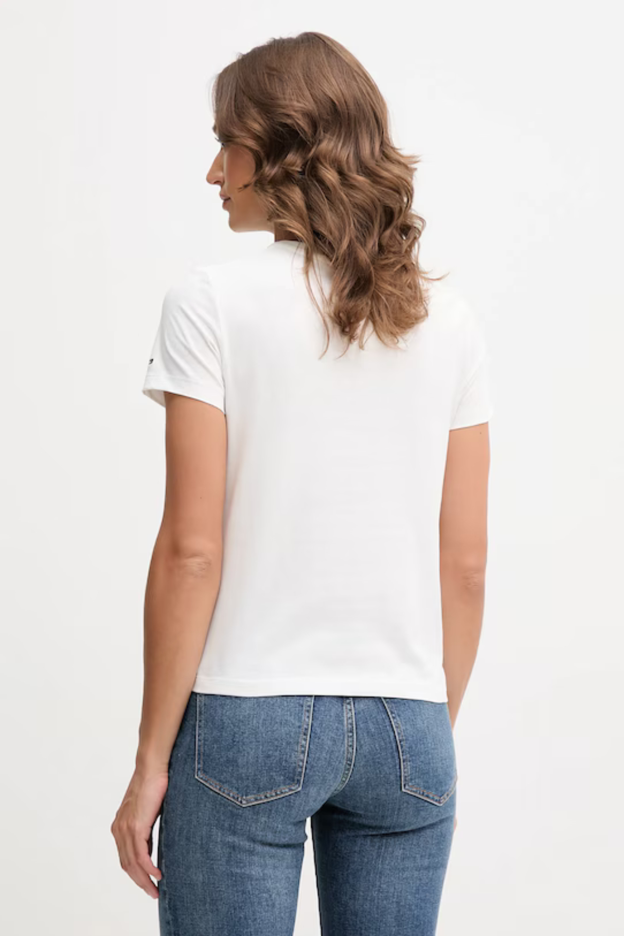 detail CLASSIC SCRIPT REG SS TEE