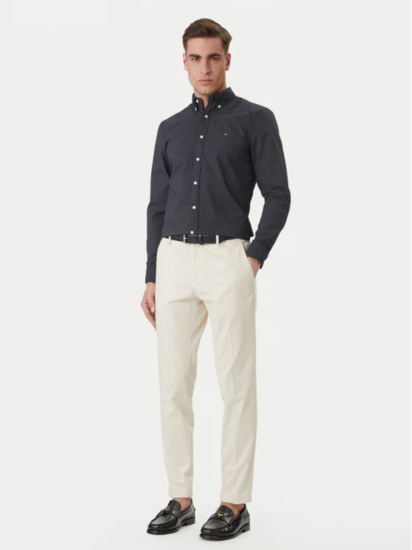 detail Tommy Hilfiger pánska tmavo modrá košeľa