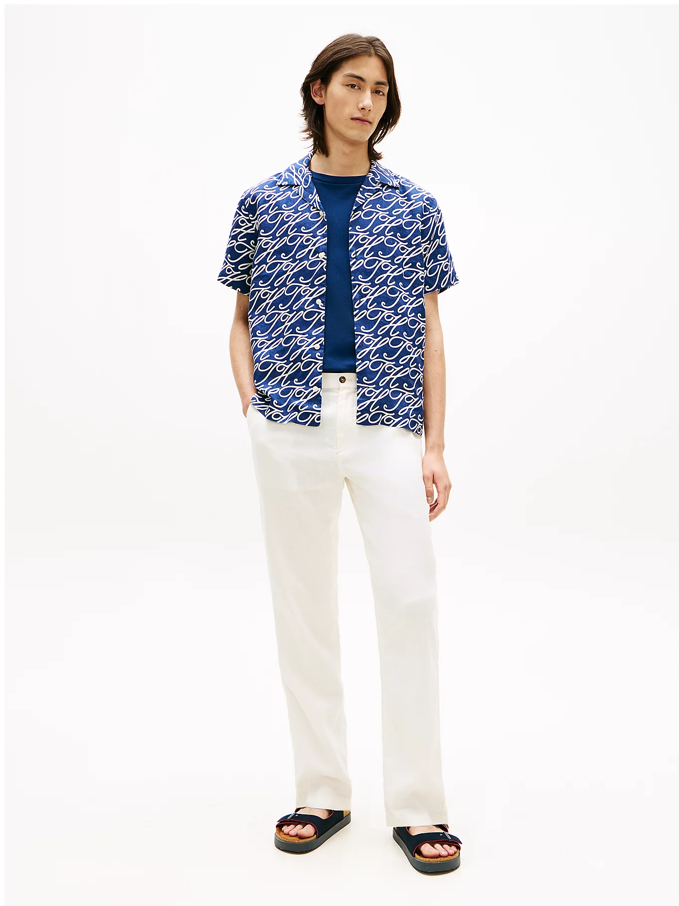 detail Tommy Hilfiger pánska tmavo modrá košeľa