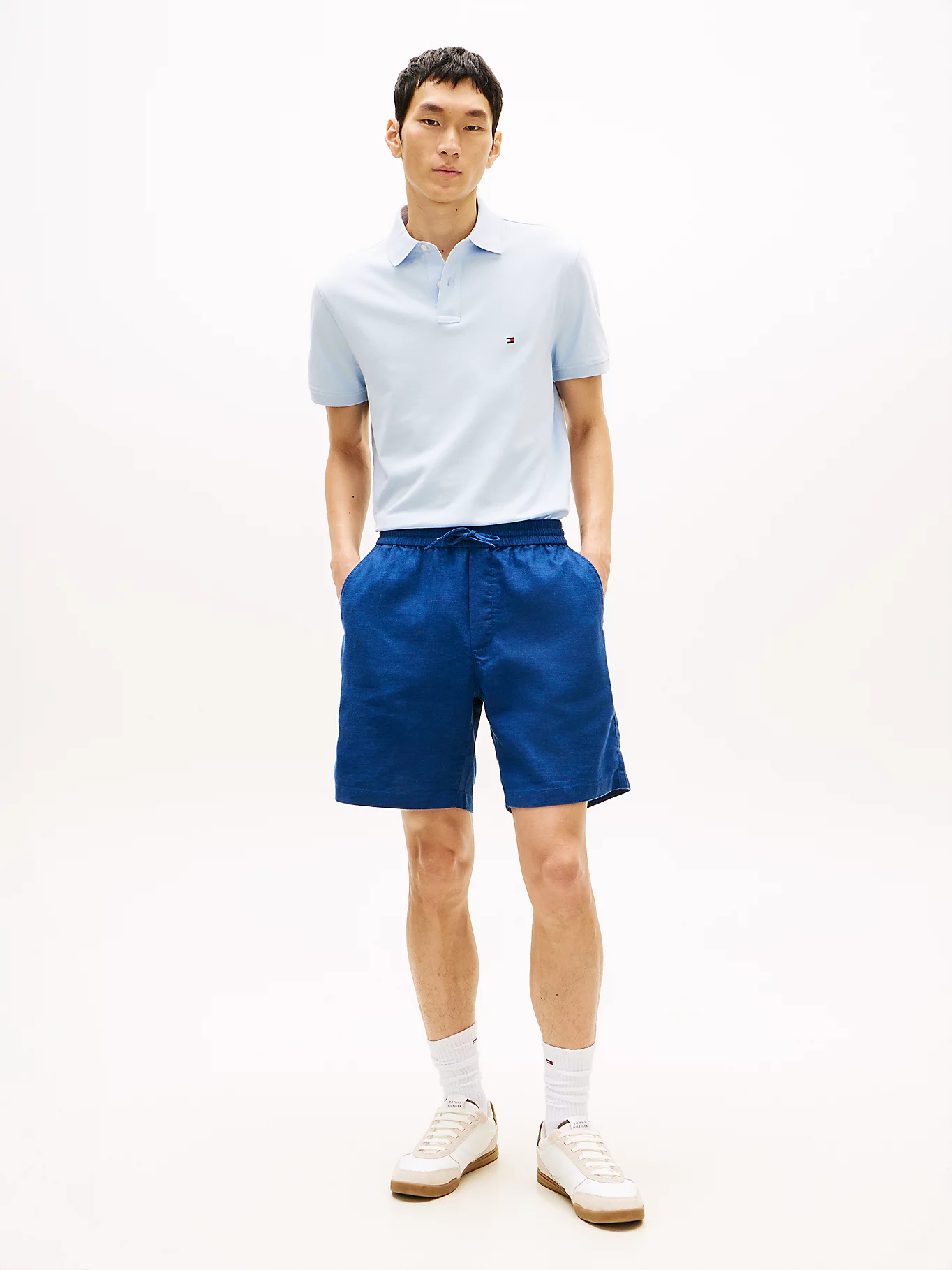 detail Tommy Hilfiger pánske modré kraťasy