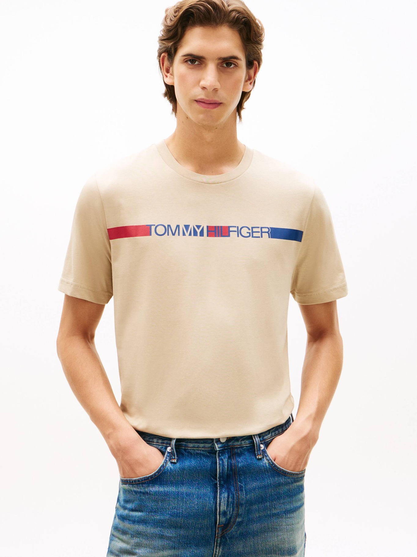 detail Tommy Hilfiger pánske béžové tričko