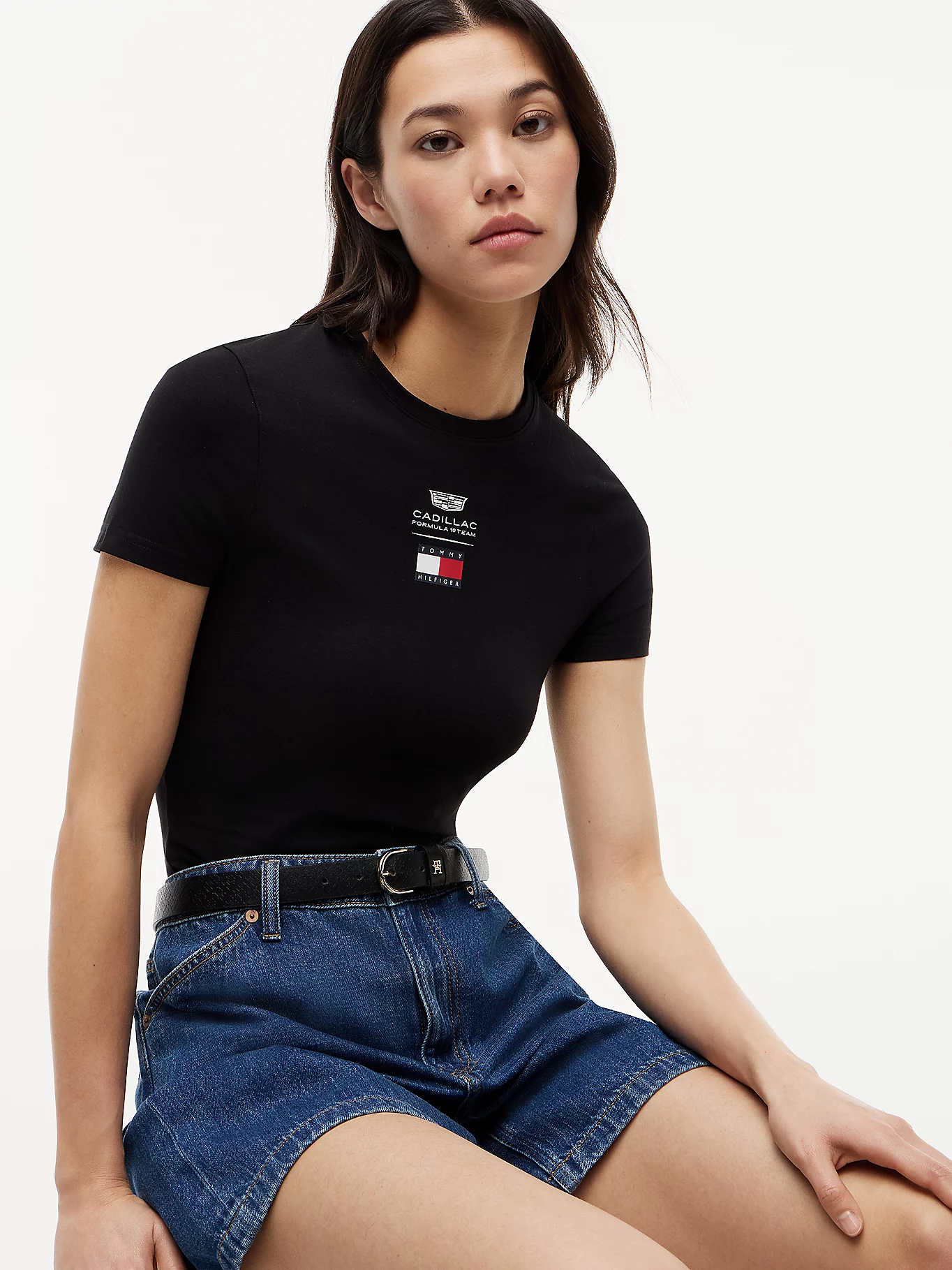 detail Tommy Hilfiger dámske čierne tričko