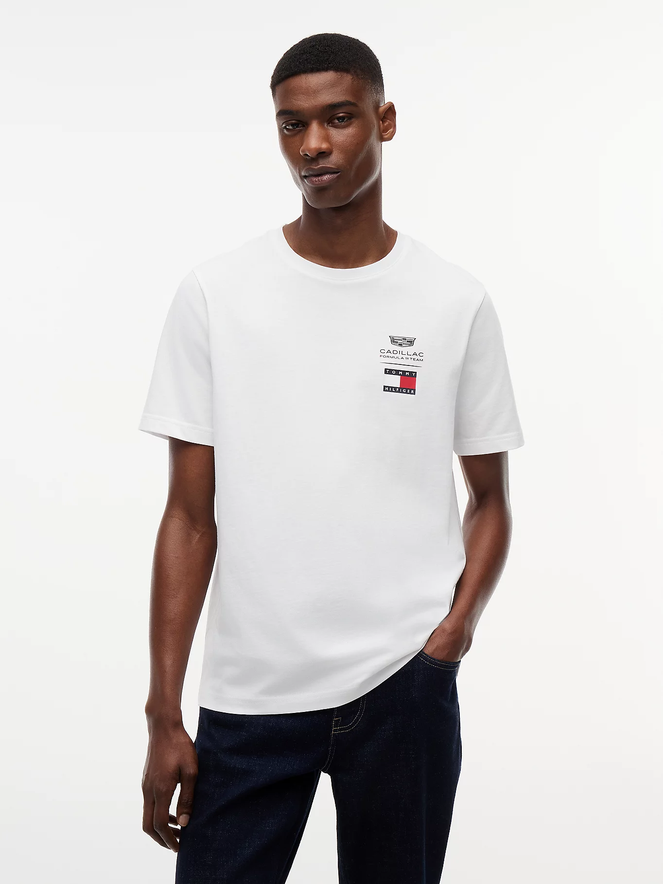 detail Tommy Hilfiger pánske biele tričko