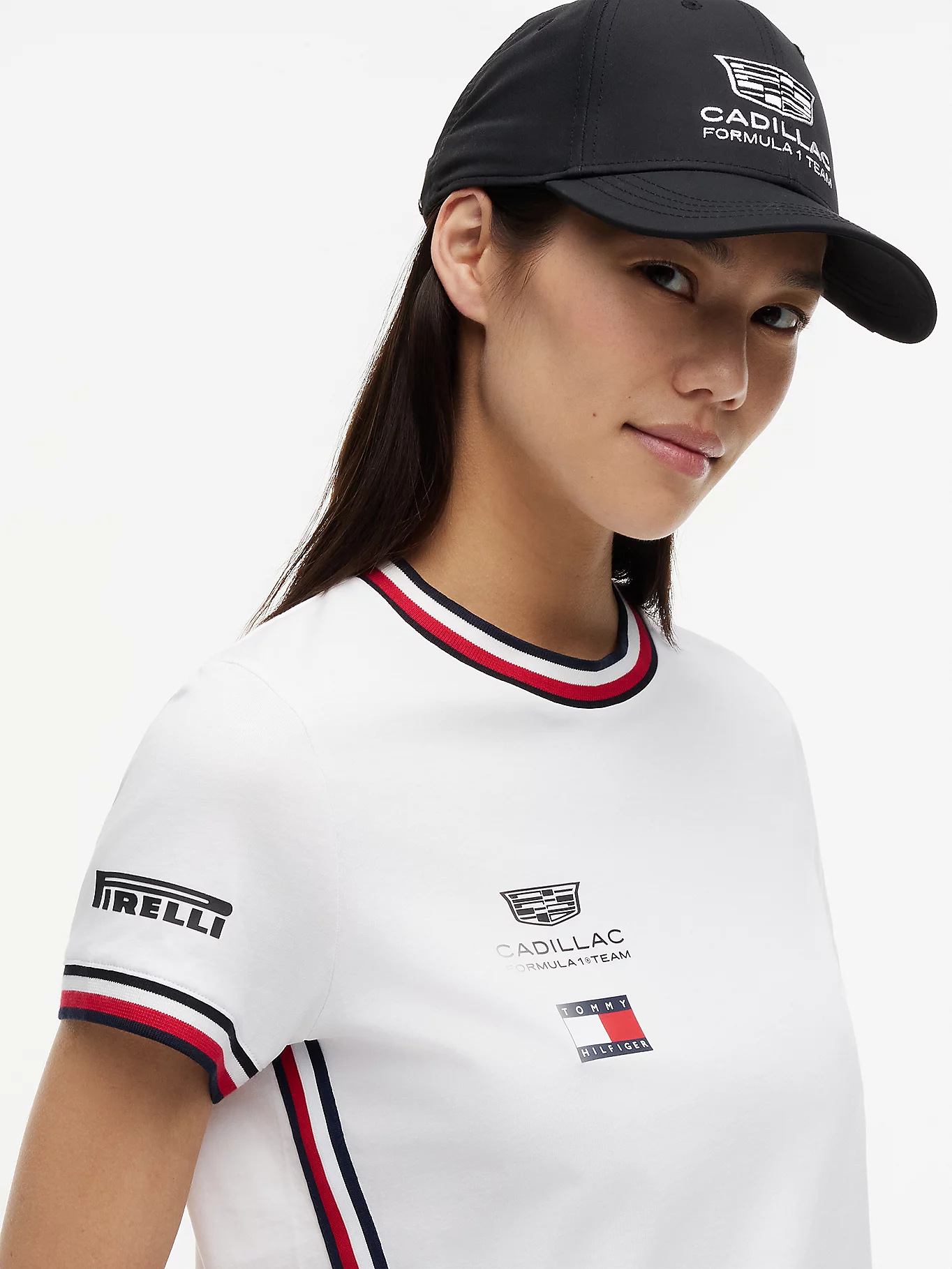 detail Tommy Hilfiger dámske biele tričko