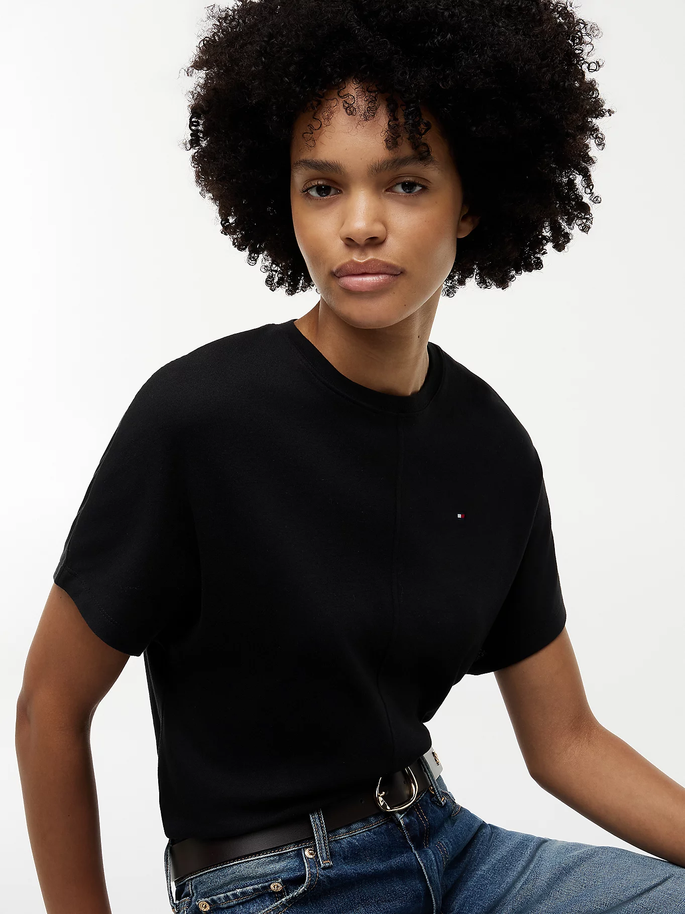 detail Tommy Hilfiger dámske čierne tričko