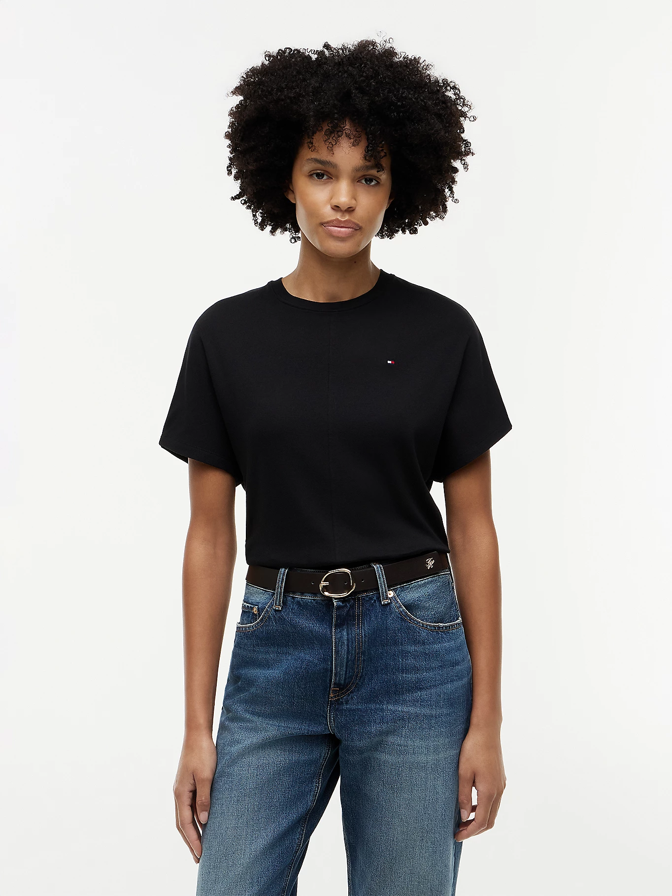 detail Tommy Hilfiger dámske čierne tričko