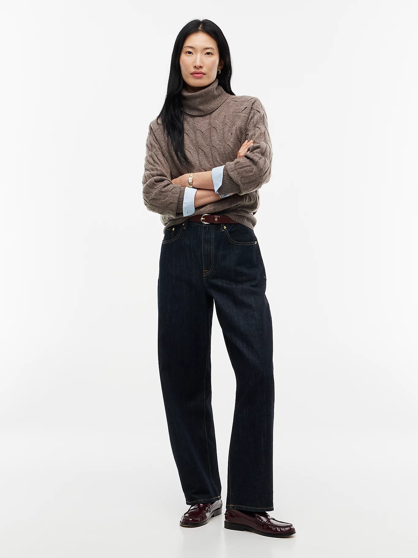 detail Tommy Hilfiger dámsky hnedý rolák