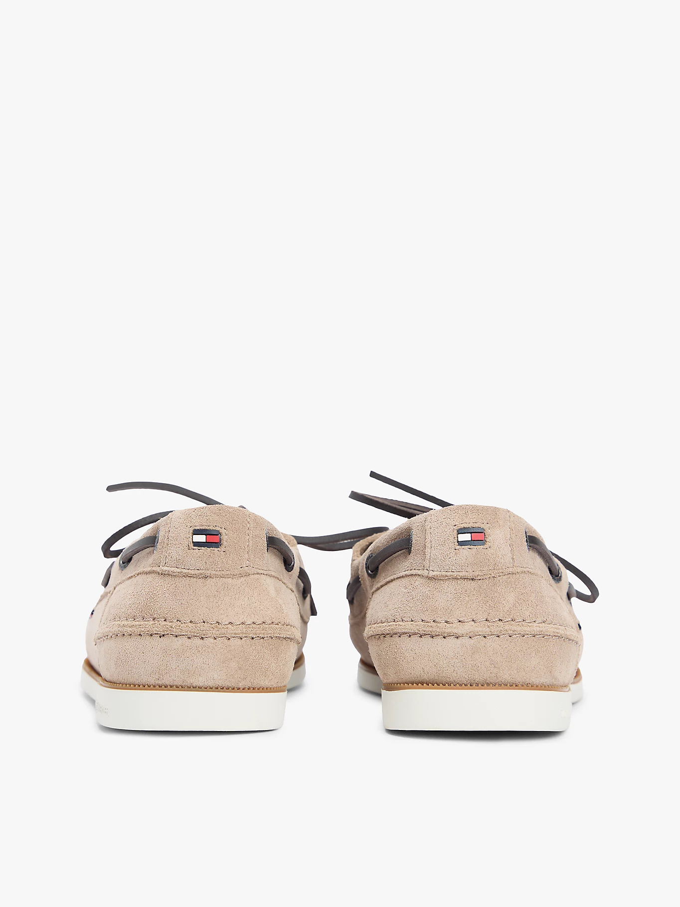 detail Tommy Hilfiger pánske semišové topánky